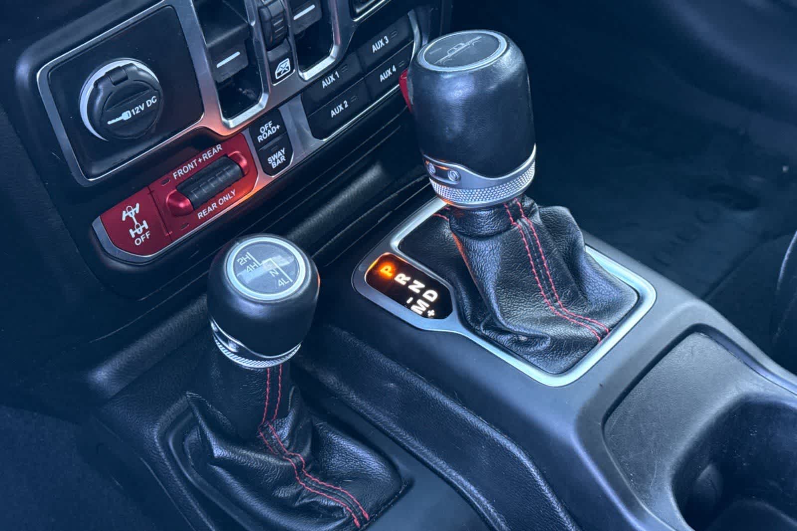 Thumbnail: 2020 Jeep Gladiator - 23