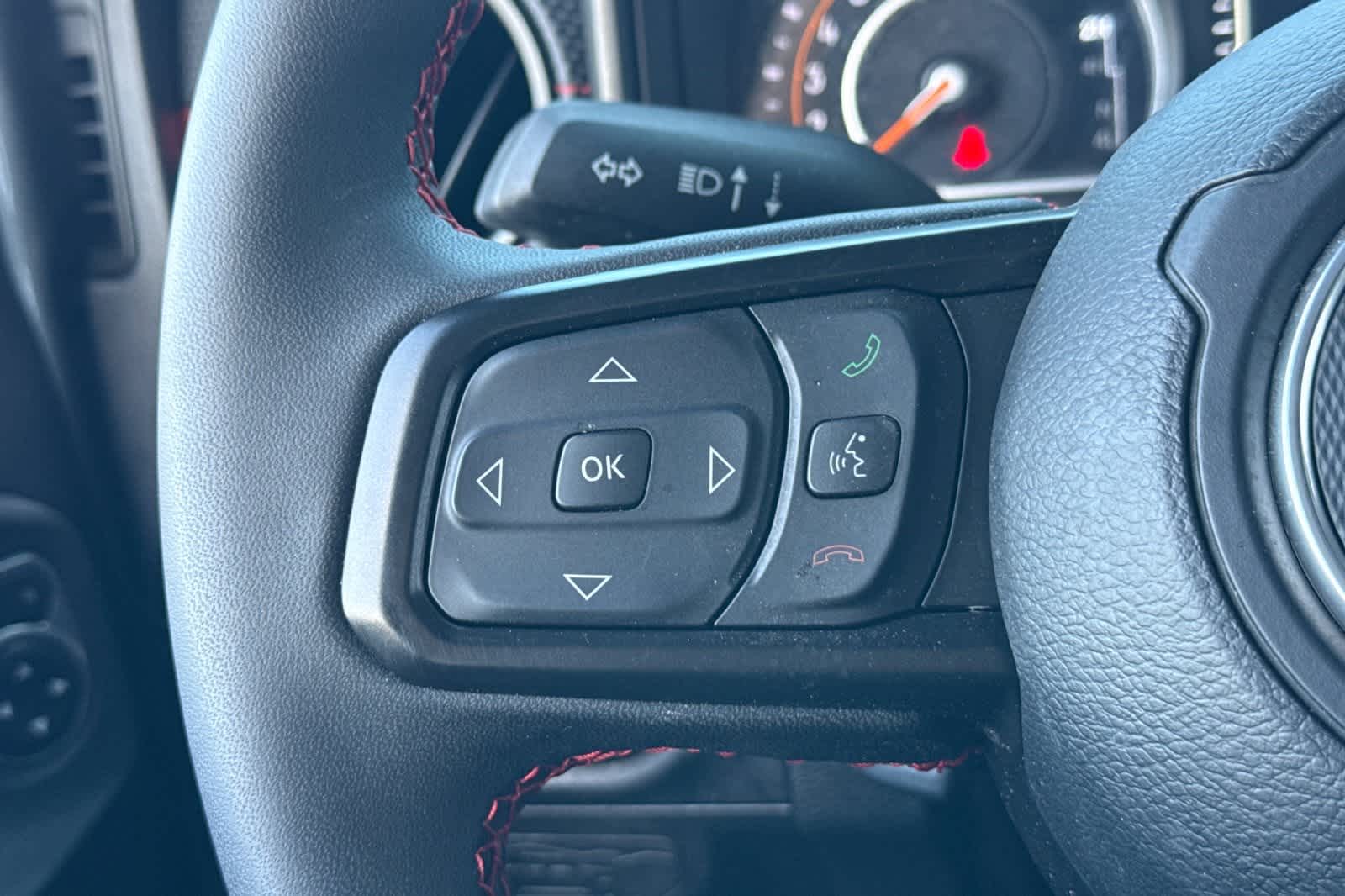 Thumbnail: 2024 Jeep Gladiator - 25