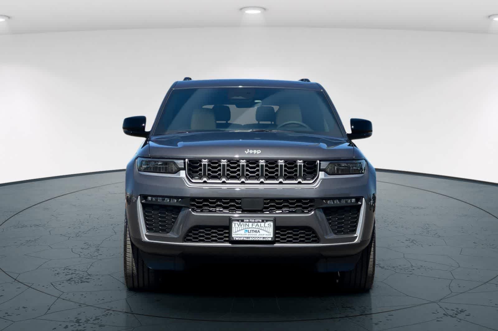 Thumbnail: 2026 Jeep Grand Cherokee - 10