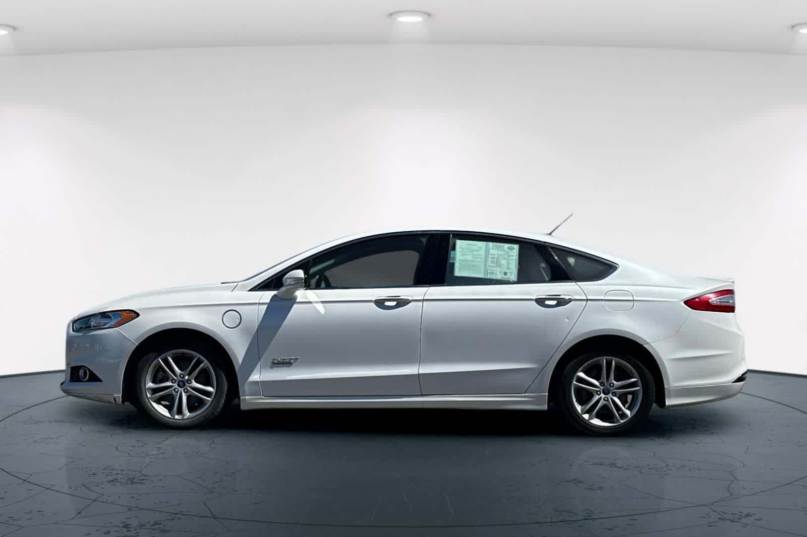 Thumbnail: 2016 Ford Fusion - 9