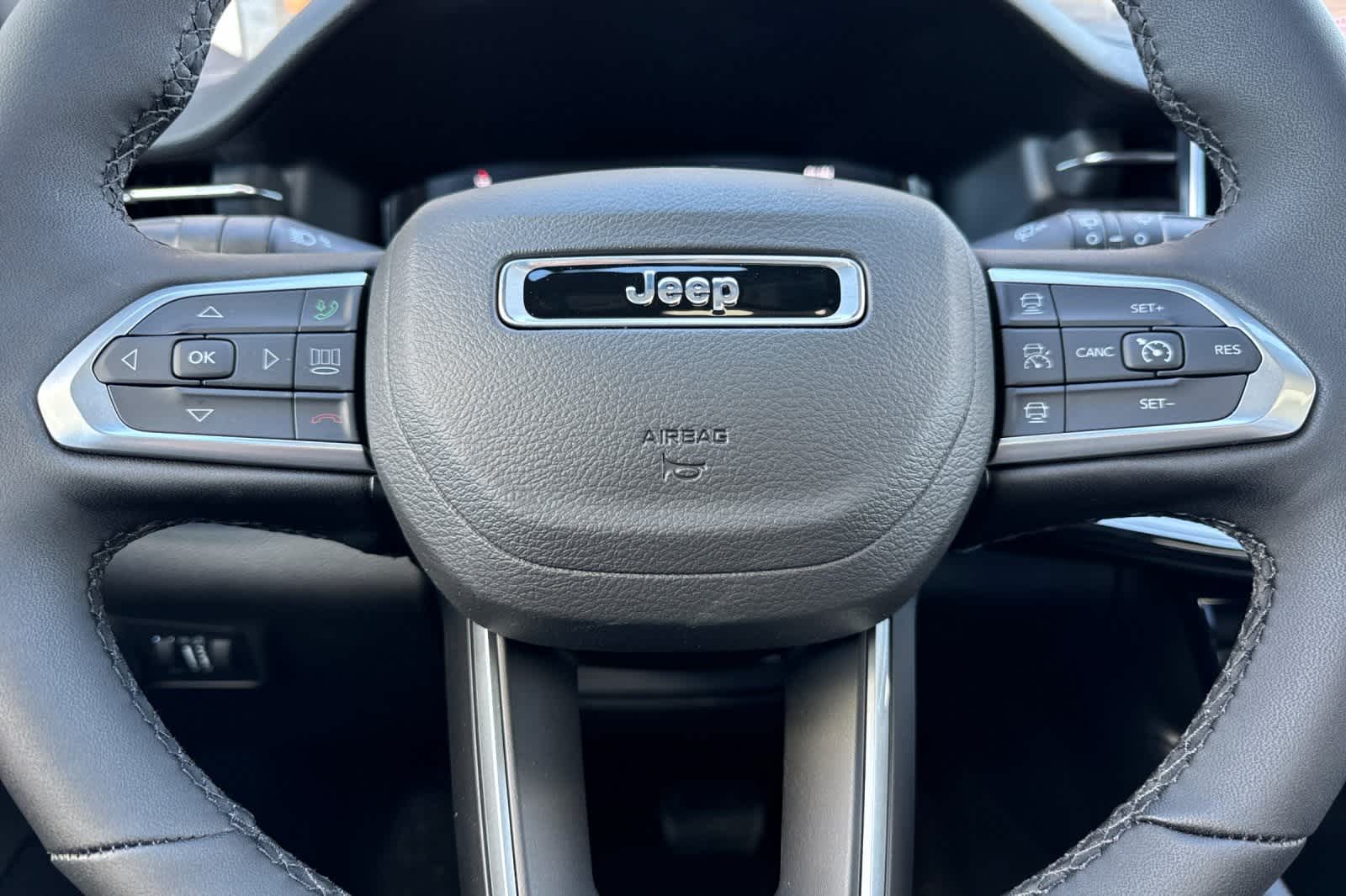 Thumbnail: 2025 Jeep Compass - 27