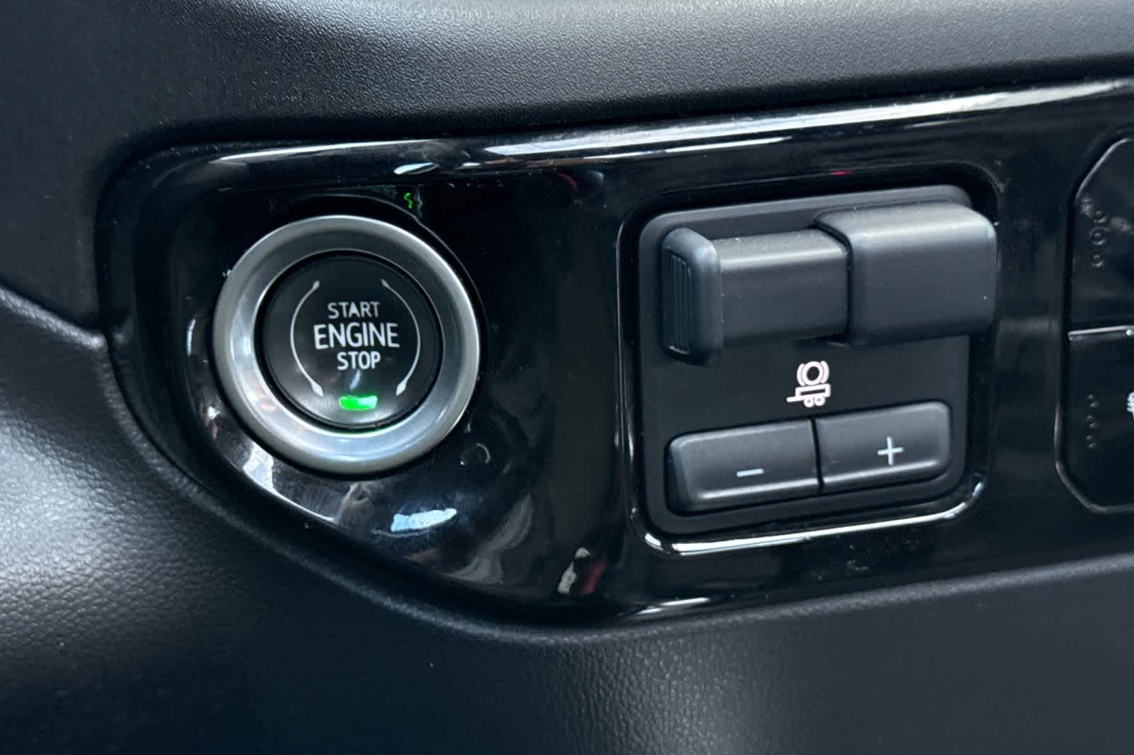 Thumbnail: 2022 Chevrolet Silverado 1500 - 23