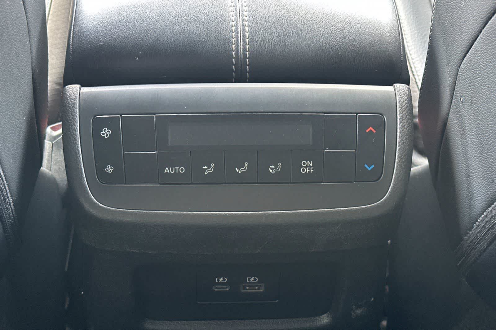 Thumbnail: 2023 Nissan Pathfinder - 15