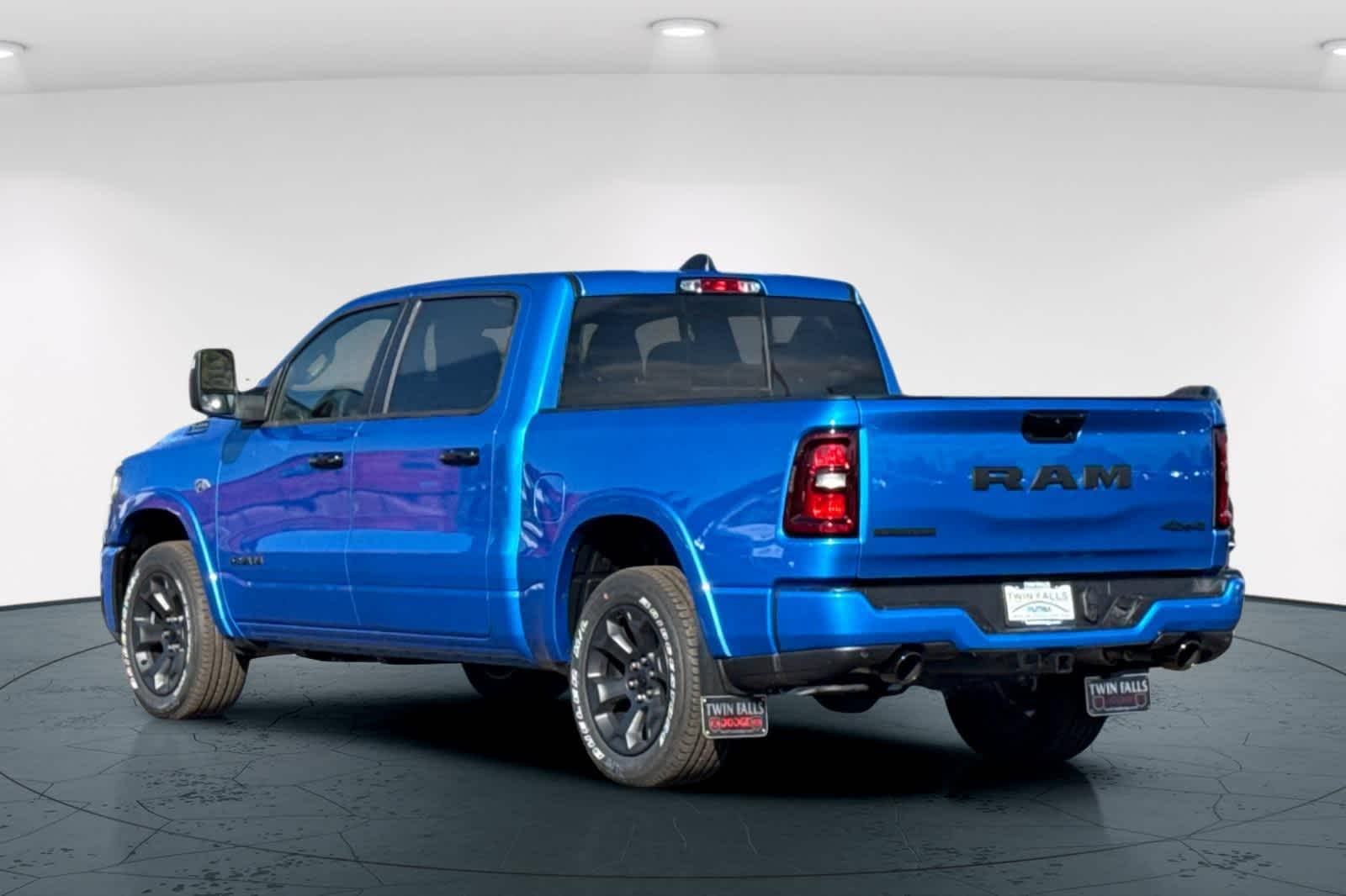 Thumbnail: 2026 RAM 1500 - 8