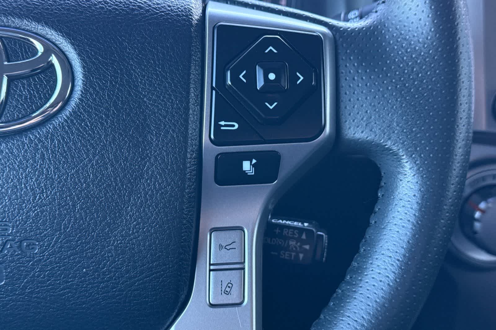 Thumbnail: 2021 Toyota 4Runner - 28