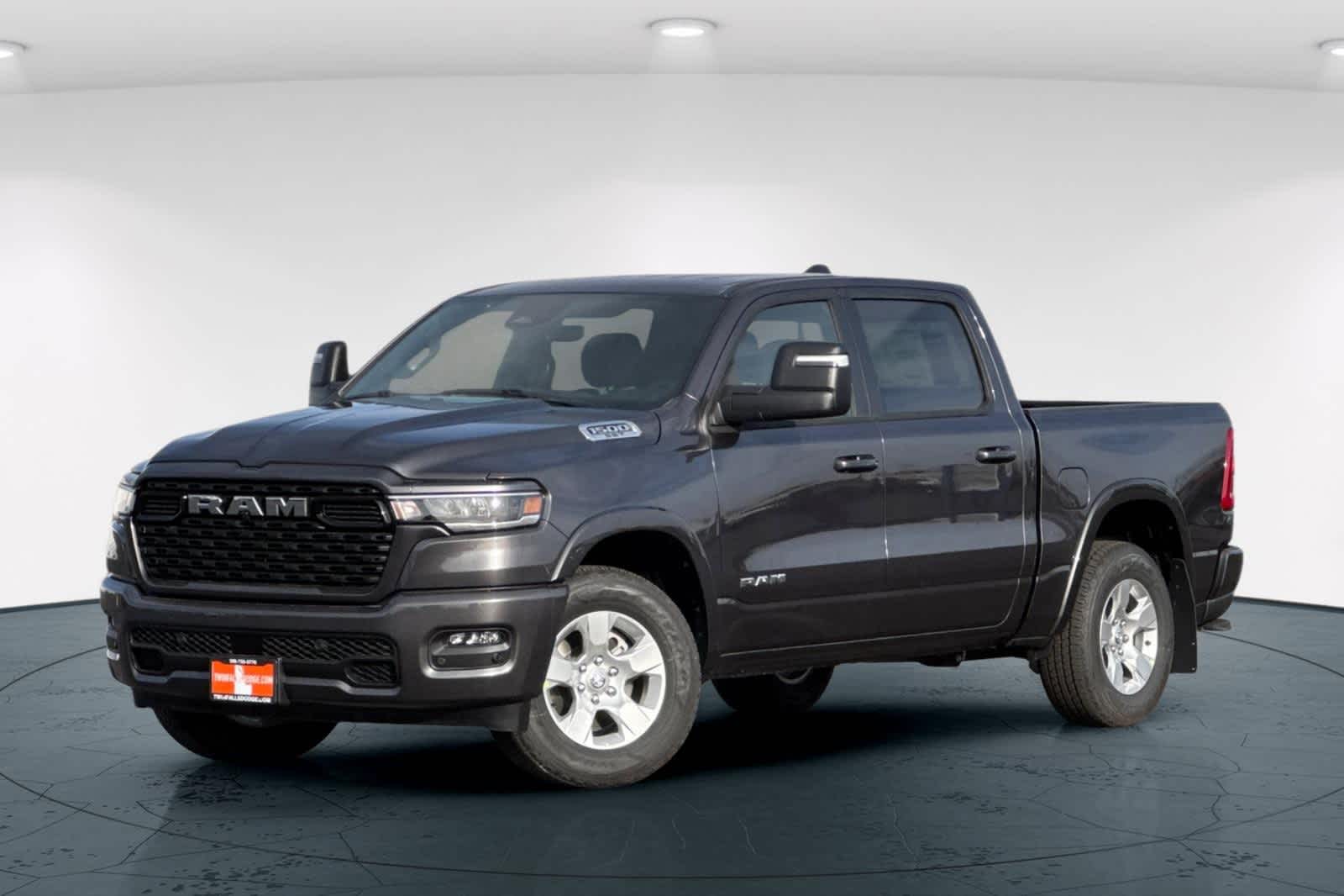 2025 Ram 1500 BIG HORN CREW CAB 4X4 5'7 BOX
