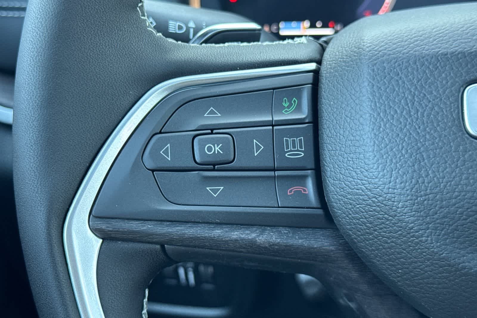 Thumbnail: 2025 Jeep Grand Cherokee - 27