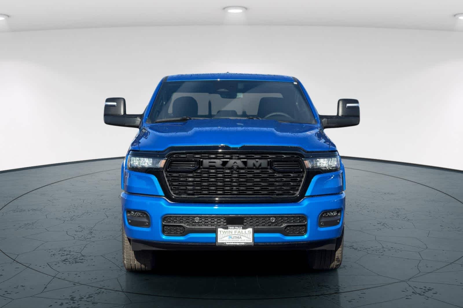 Thumbnail: 2026 RAM 1500 - 10