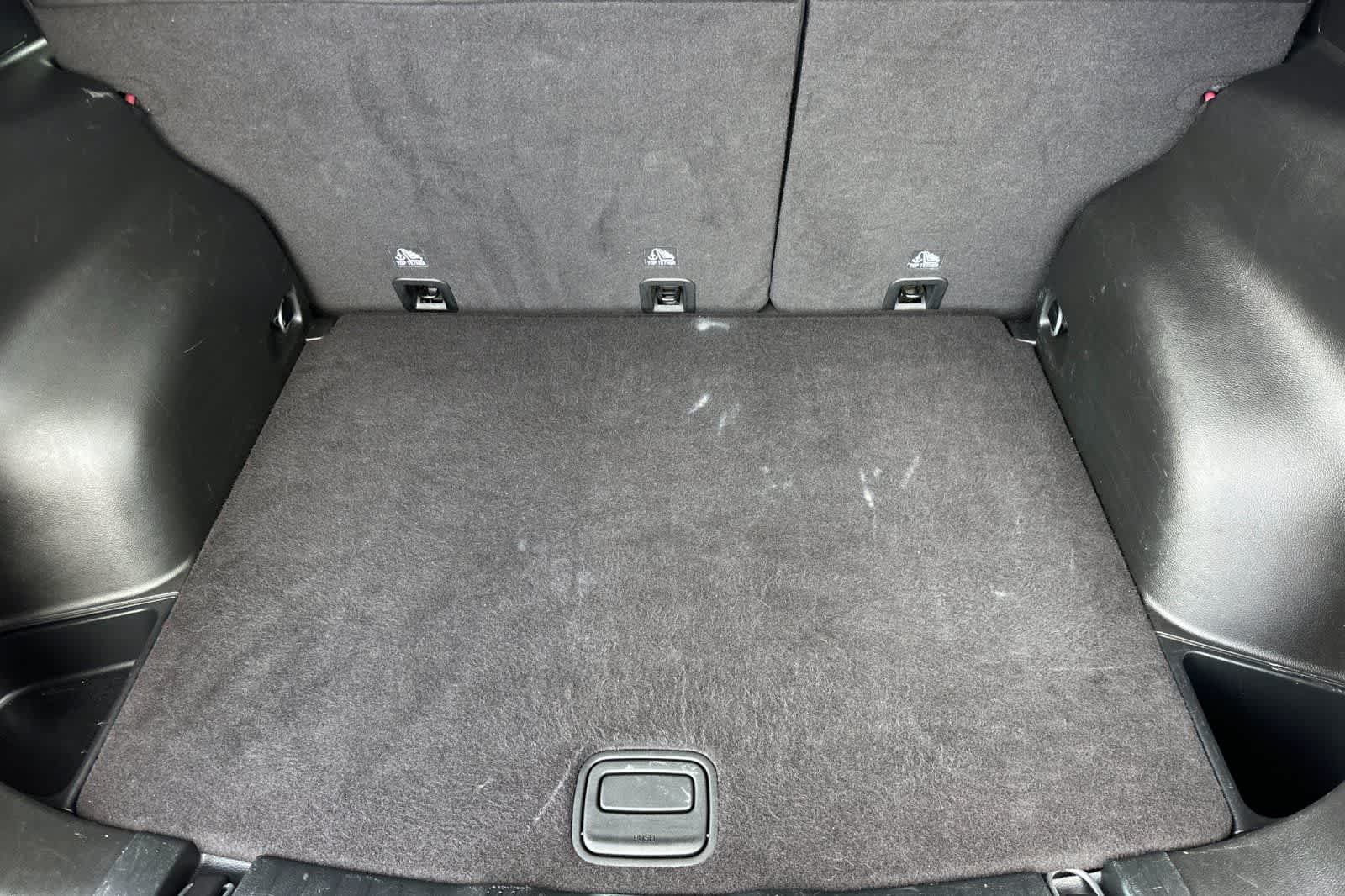 Thumbnail: 2023 Jeep Compass - 16