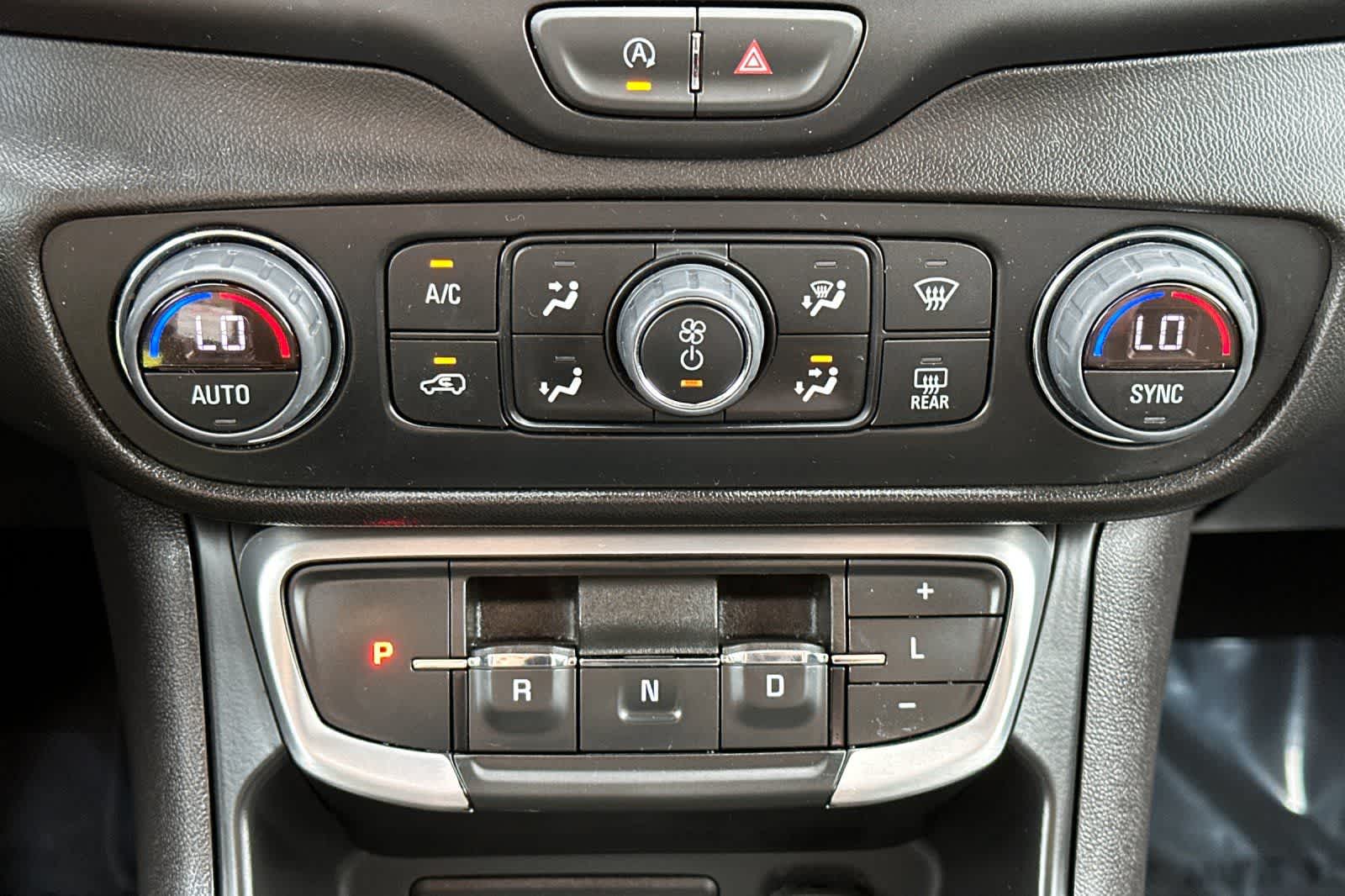 Thumbnail: 2024 GMC Terrain - 22