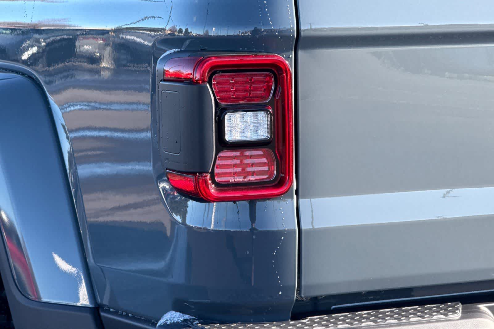 Thumbnail: 2026 Jeep Gladiator - 30