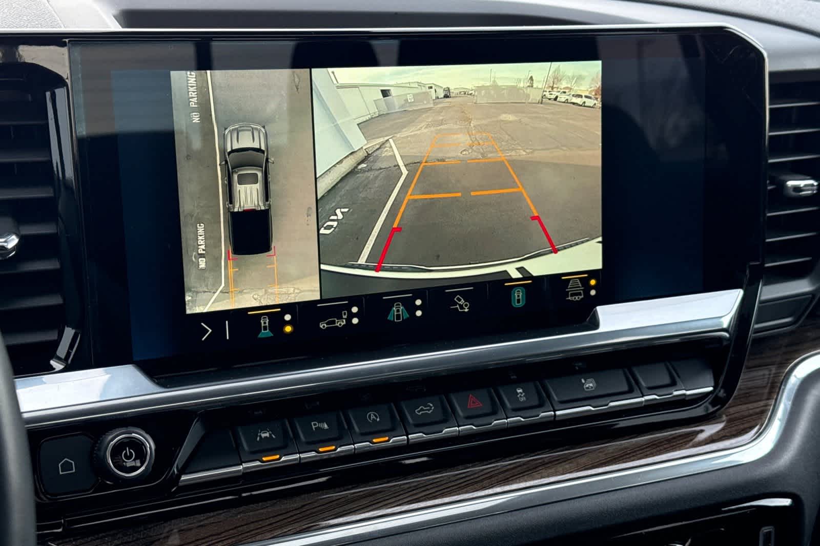 Thumbnail: 2023 Chevrolet Silverado 1500 - 20