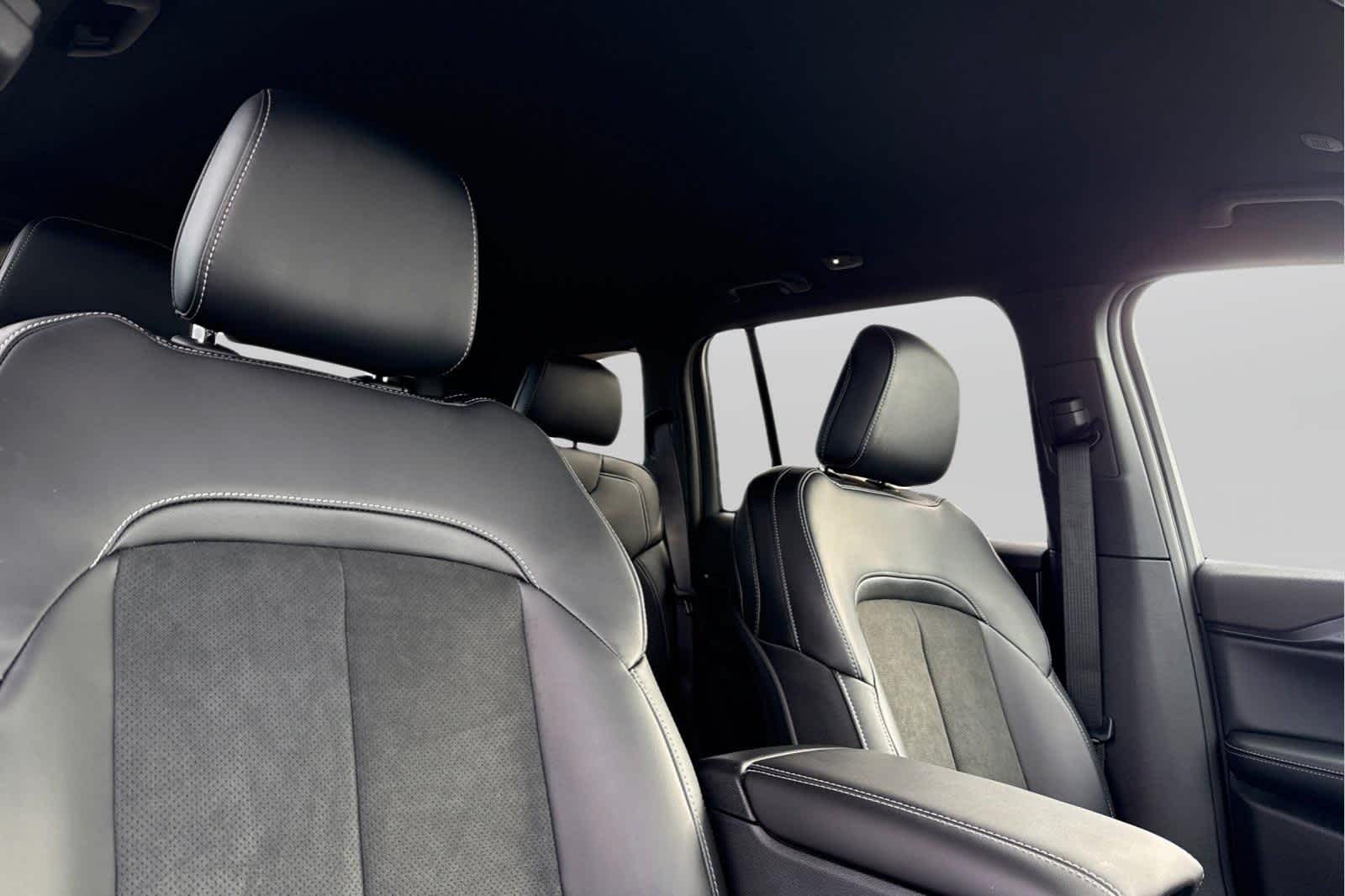 Thumbnail: 2025 Jeep Grand Cherokee - 18