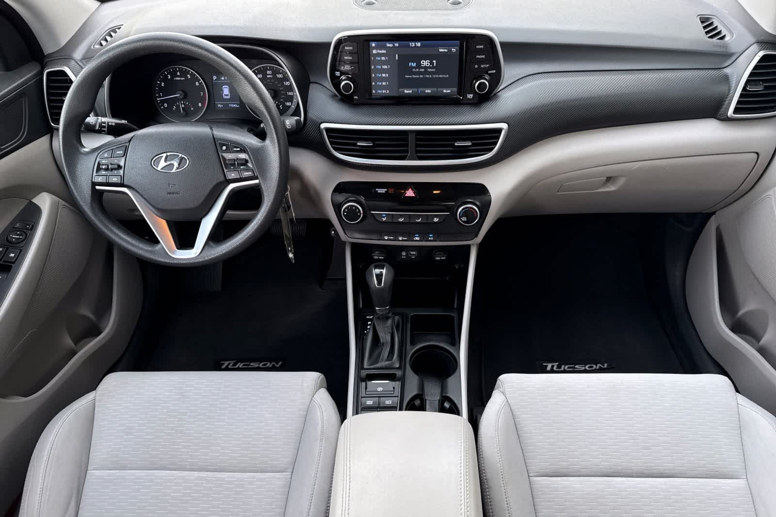 2019 Hyundai Tucson SE photo 3