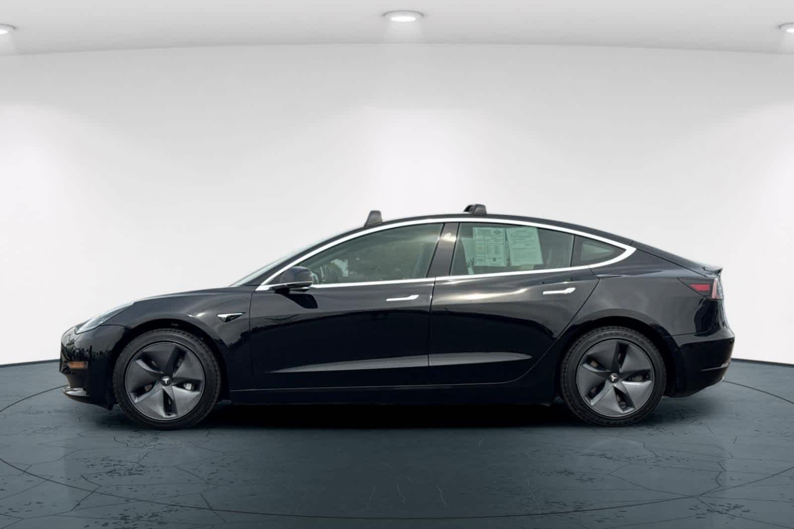 Thumbnail: 2019 Tesla Model 3 - 9