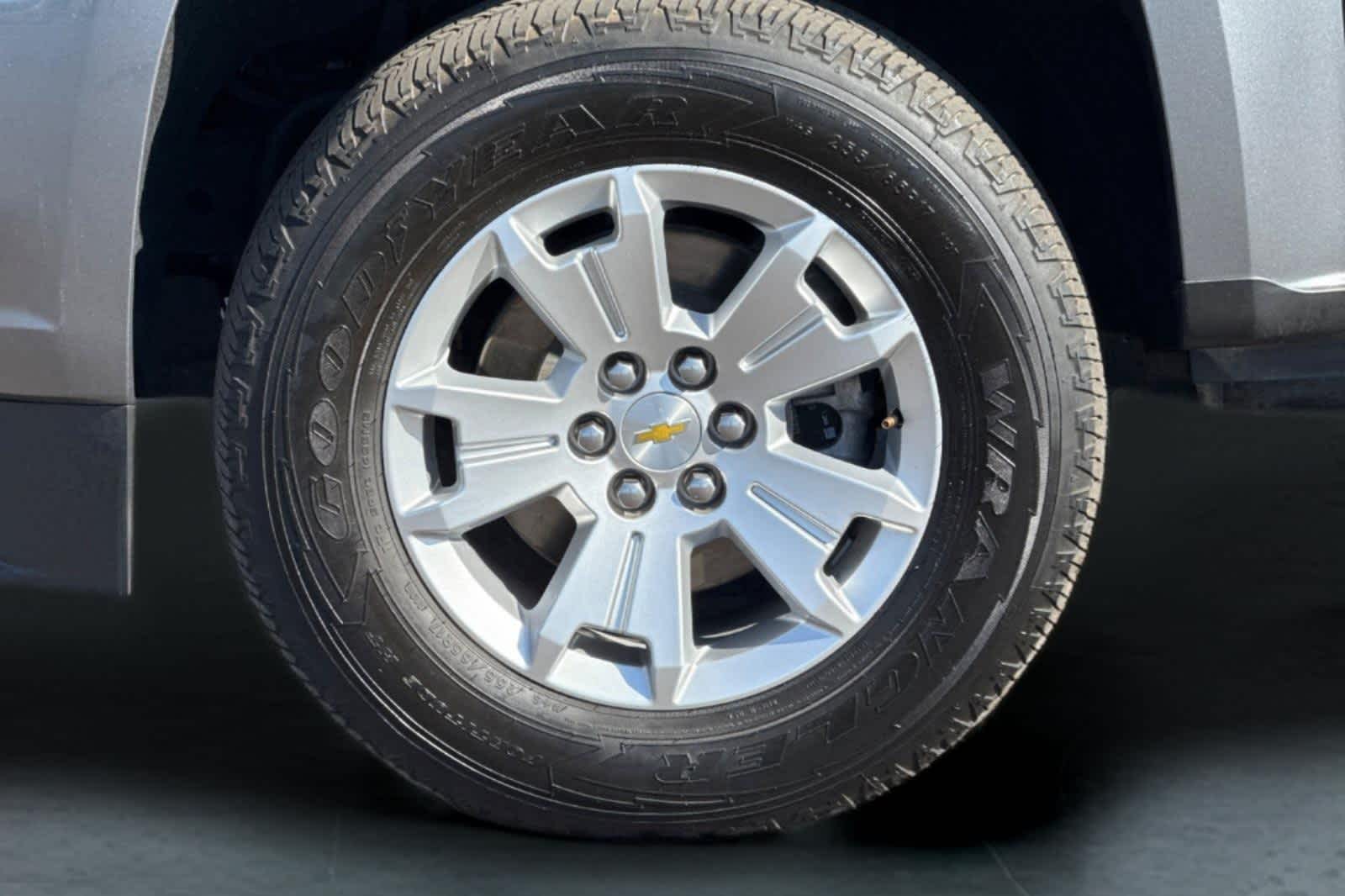 Thumbnail: 2022 Chevrolet Colorado - 27