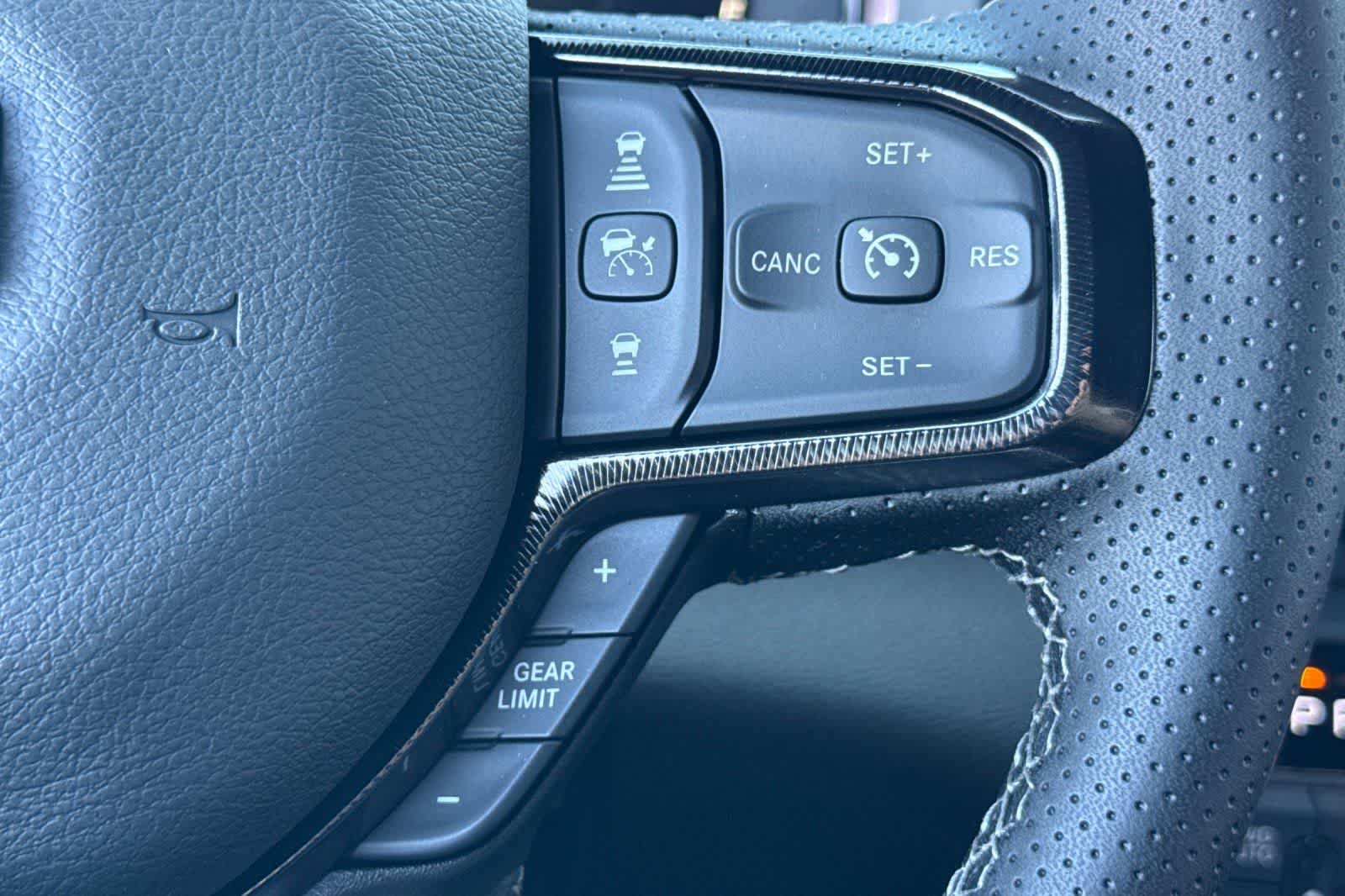 Thumbnail: 2026 RAM 1500 - 27