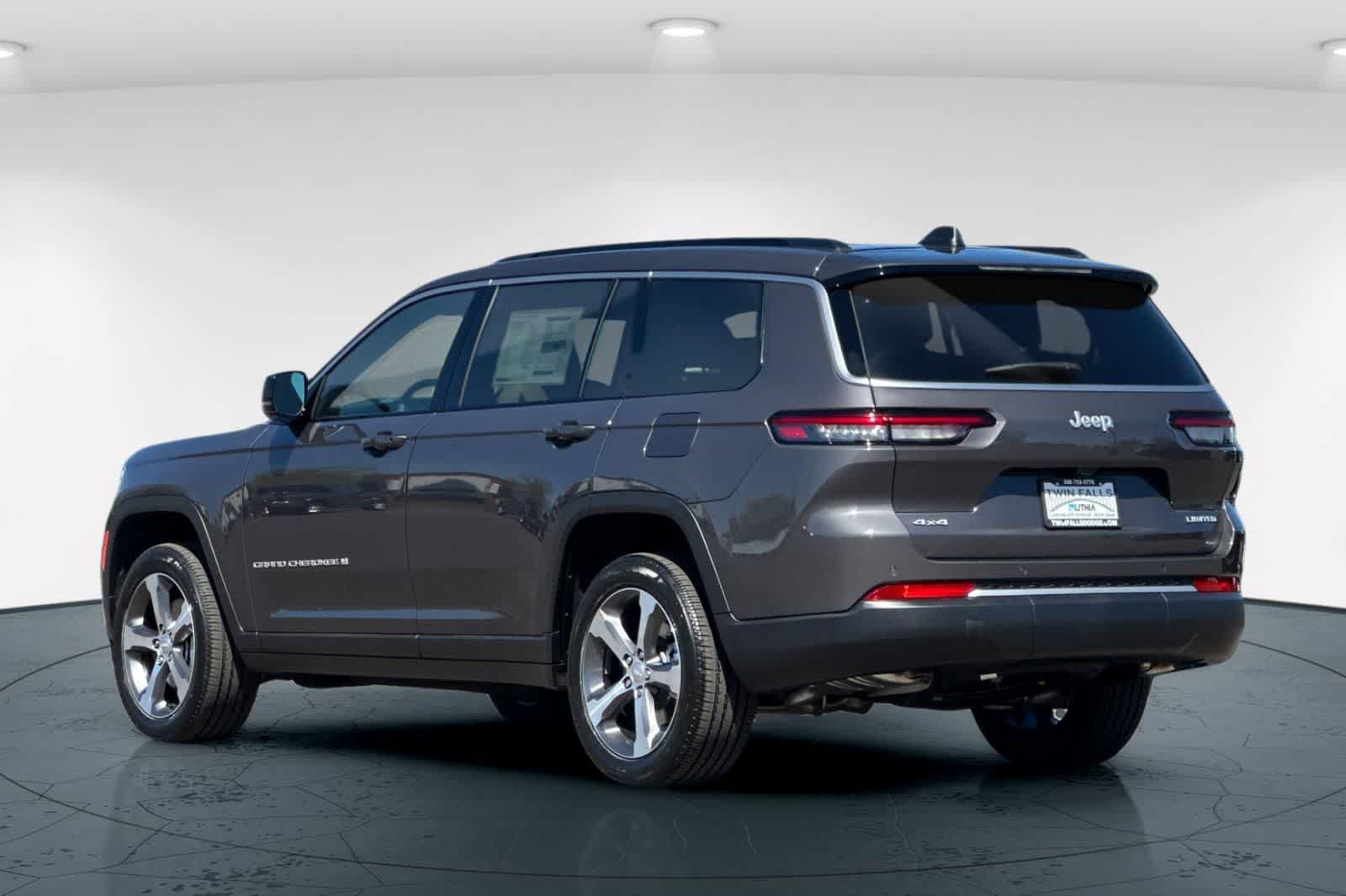 Thumbnail: 2026 Jeep Grand Cherokee - 8