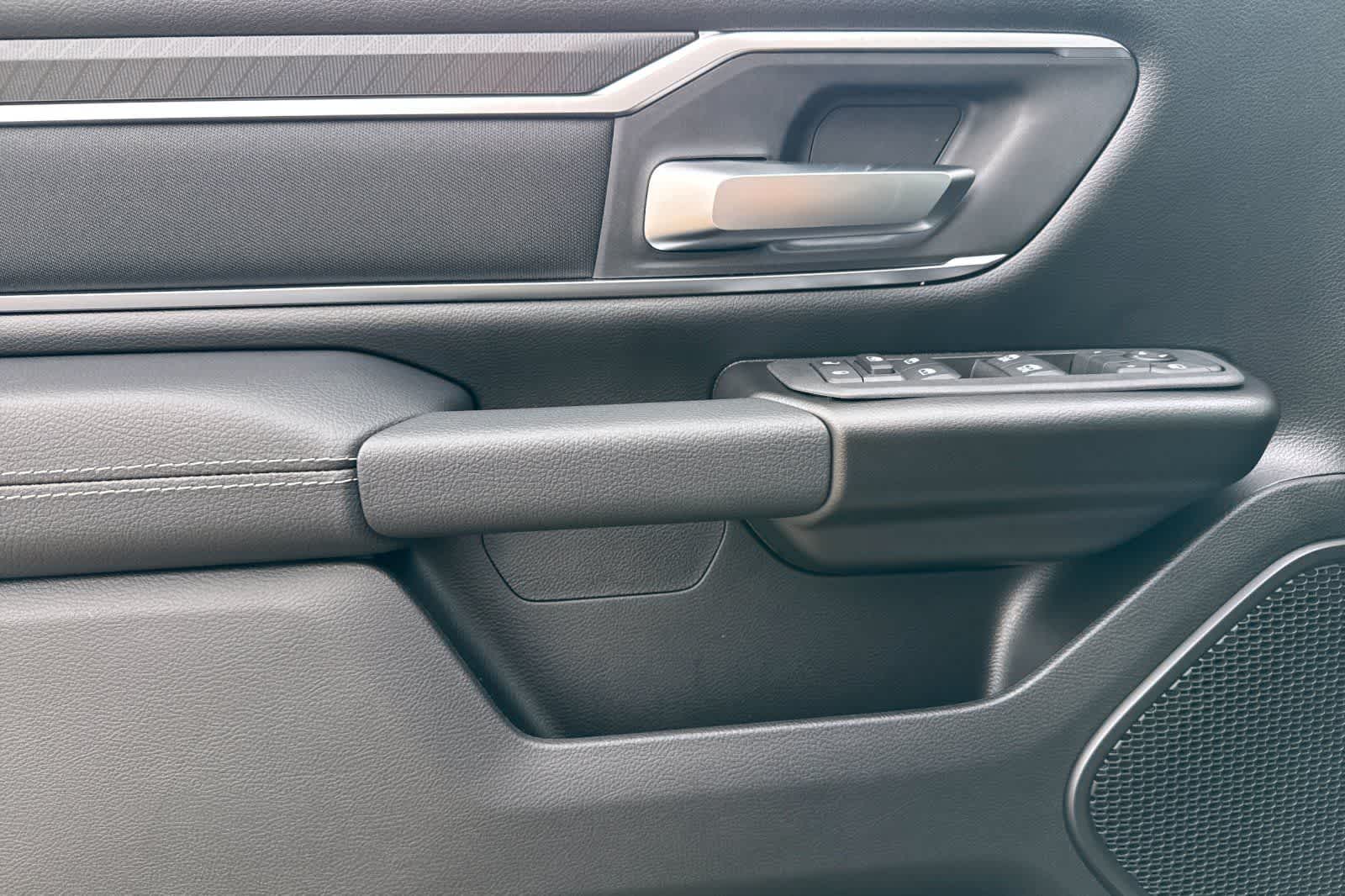 Thumbnail: 2026 RAM 1500 - 12