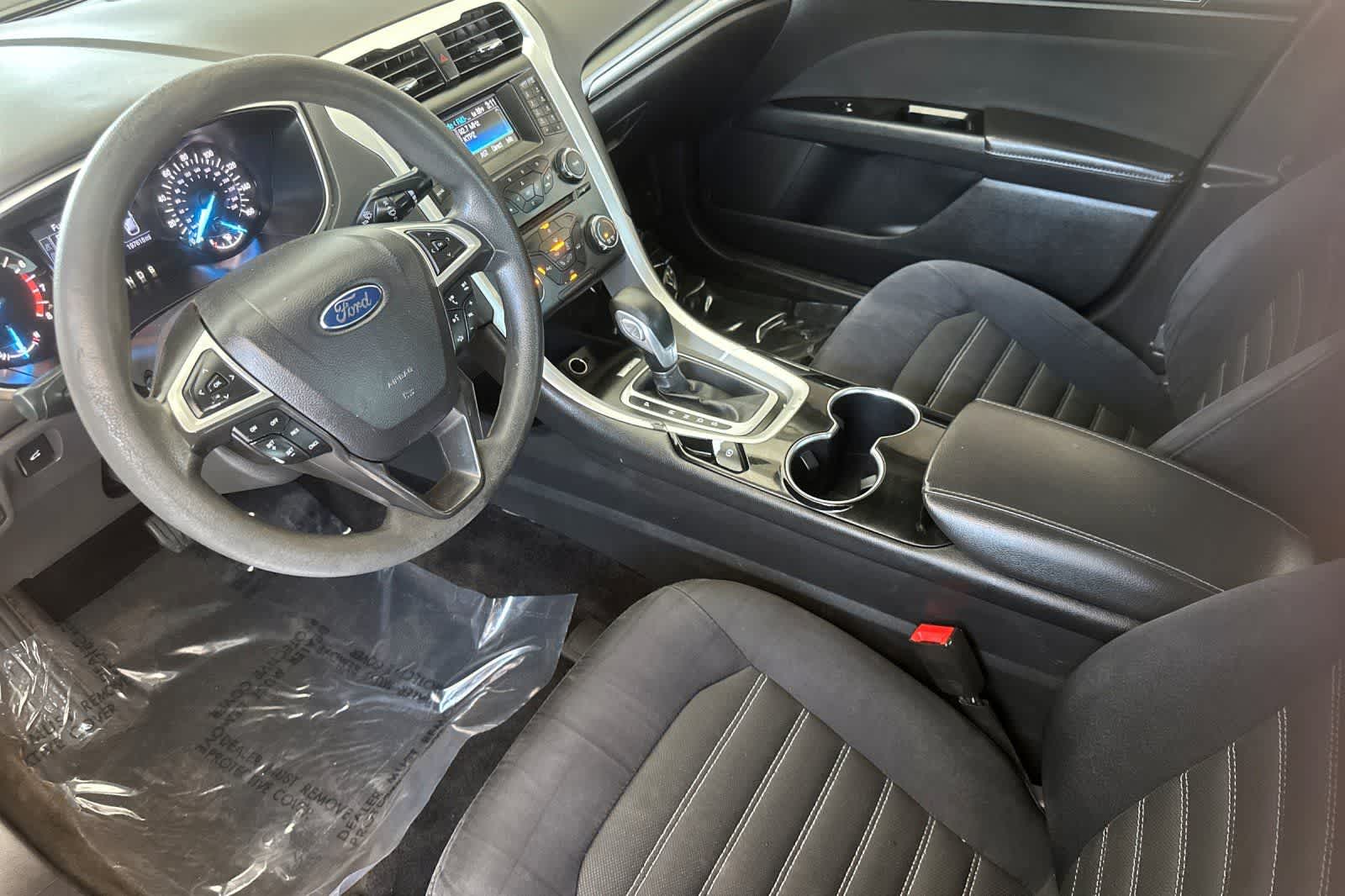 Thumbnail: 2014 Ford Fusion - 11