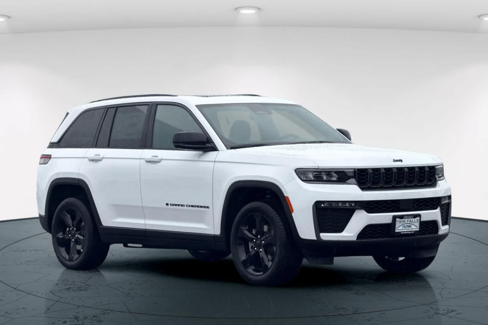 Thumbnail: 2026 Jeep Grand Cherokee - 5