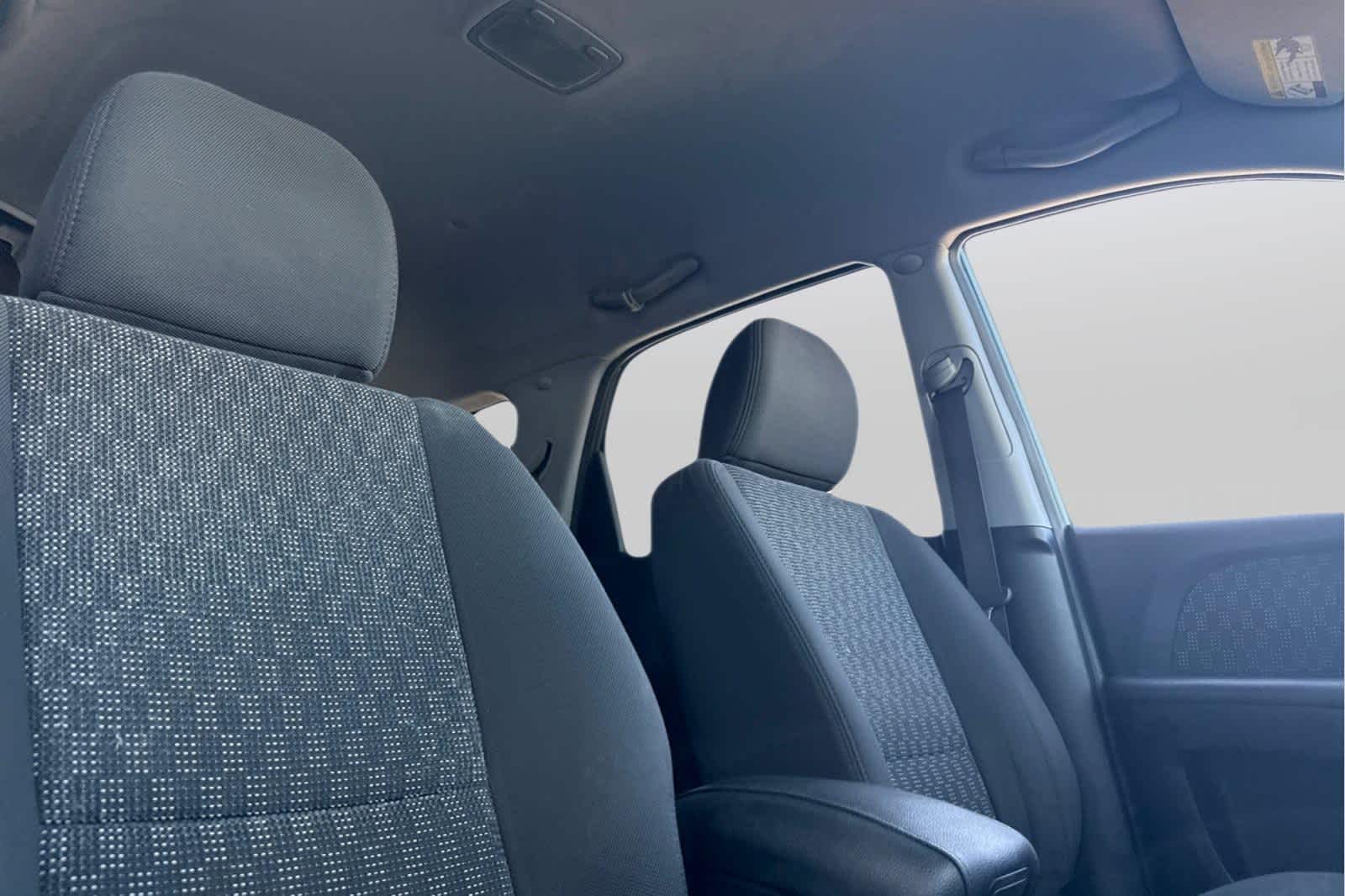 Thumbnail: 2007 Kia Sportage - 17