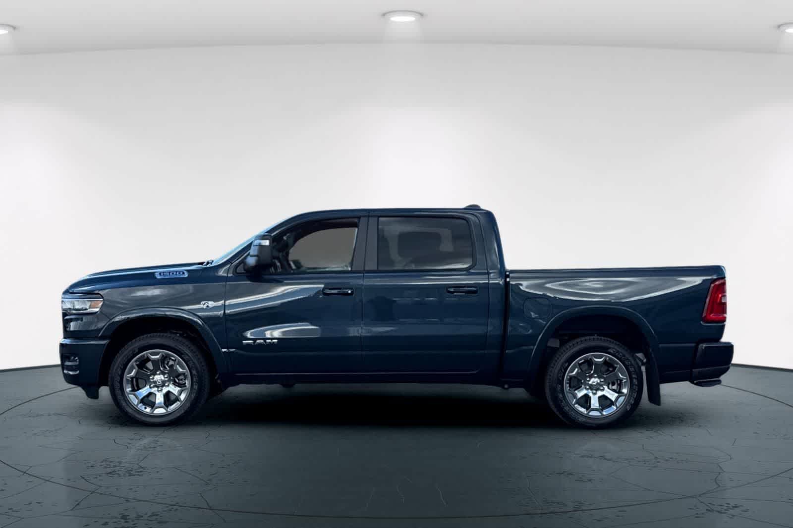 Thumbnail: 2026 RAM 1500 - 9