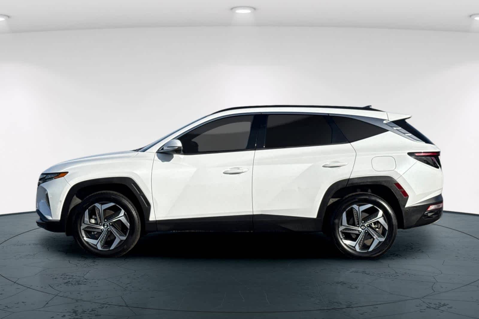 Thumbnail: 2022 Hyundai Tucson - 9