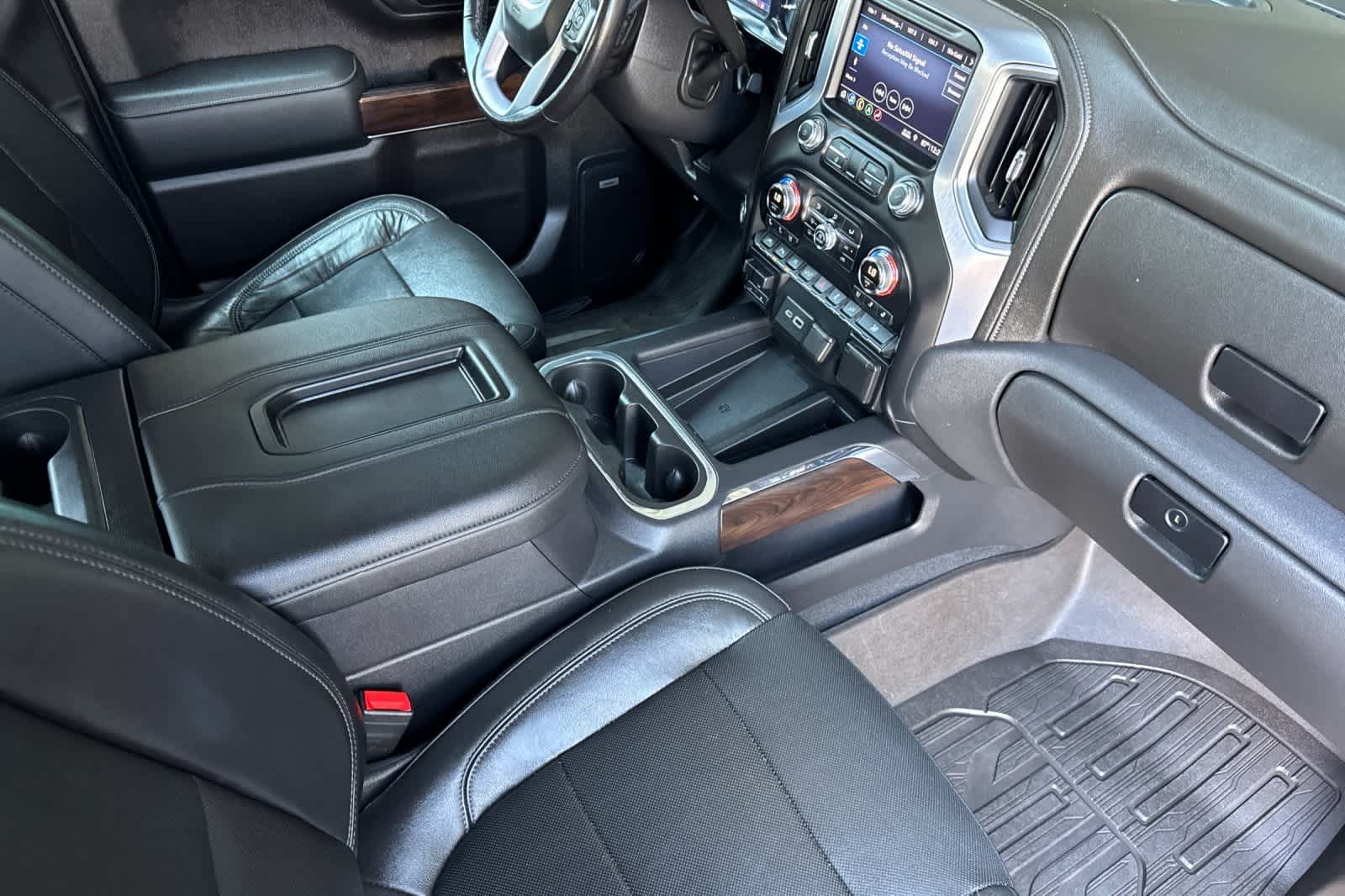 2019 GMC Sierra 1500 SLT 16