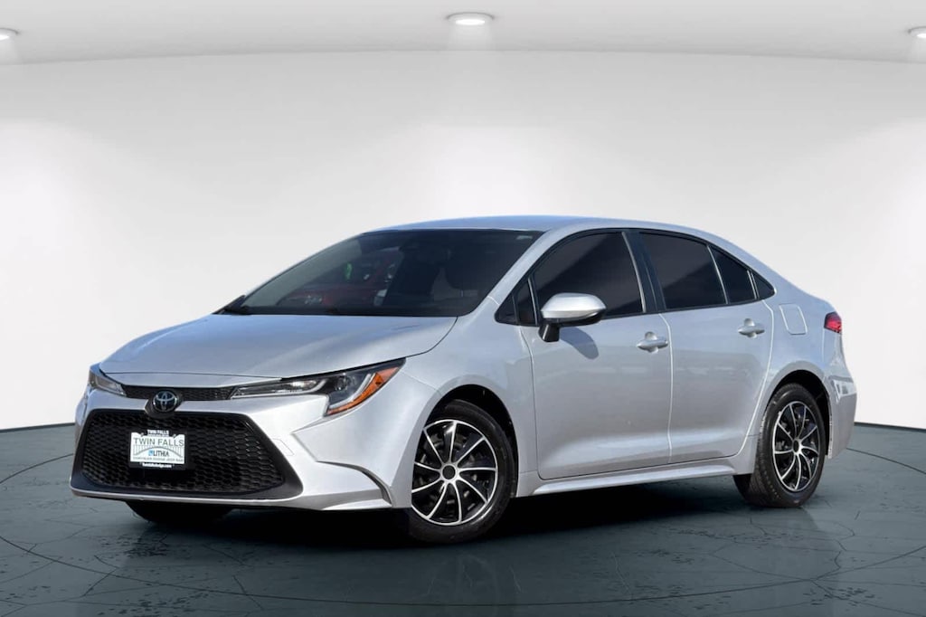 Used 2020 Toyota Corolla LE Sedan