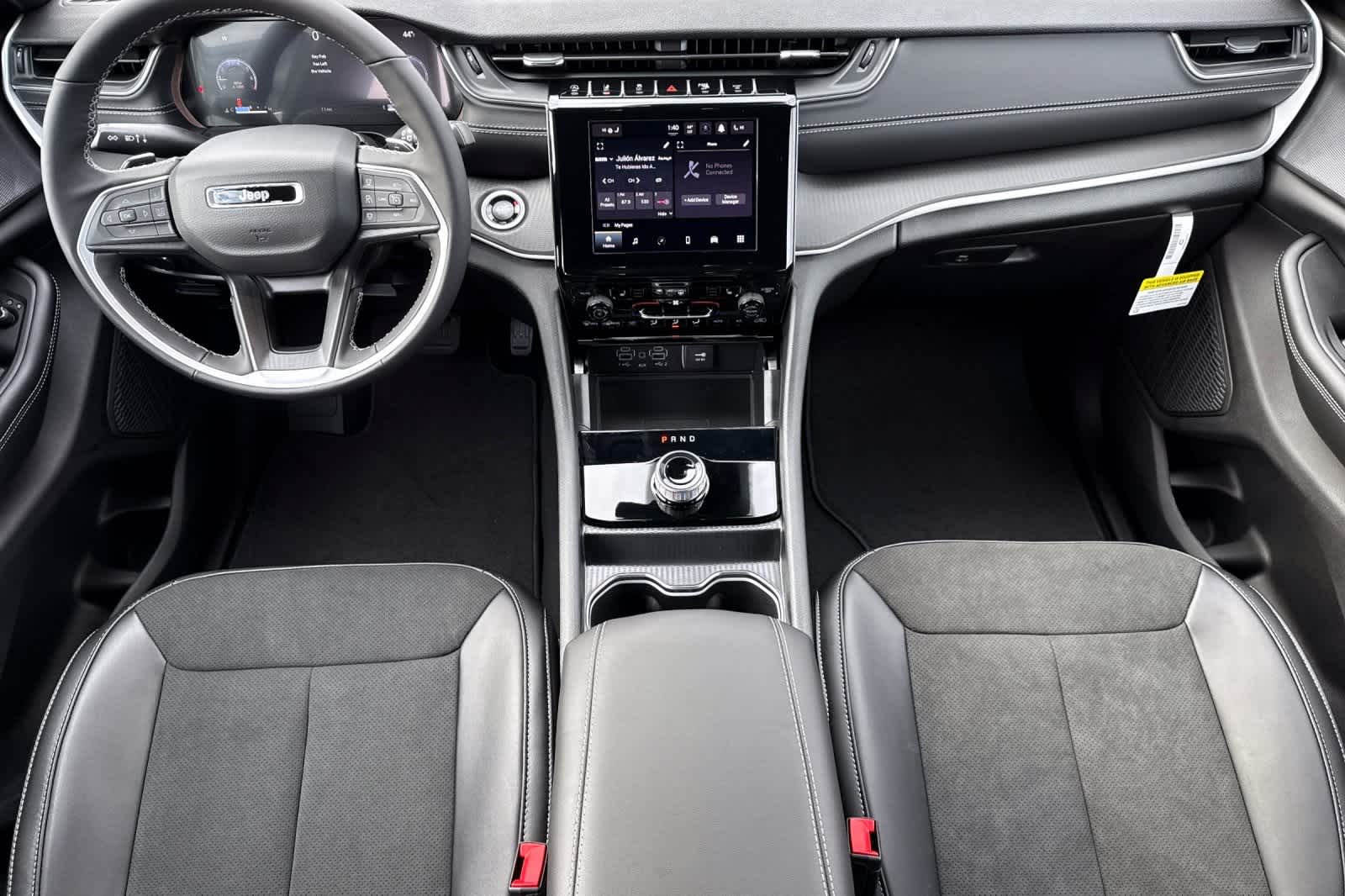 Thumbnail: 2025 Jeep Grand Cherokee - 3