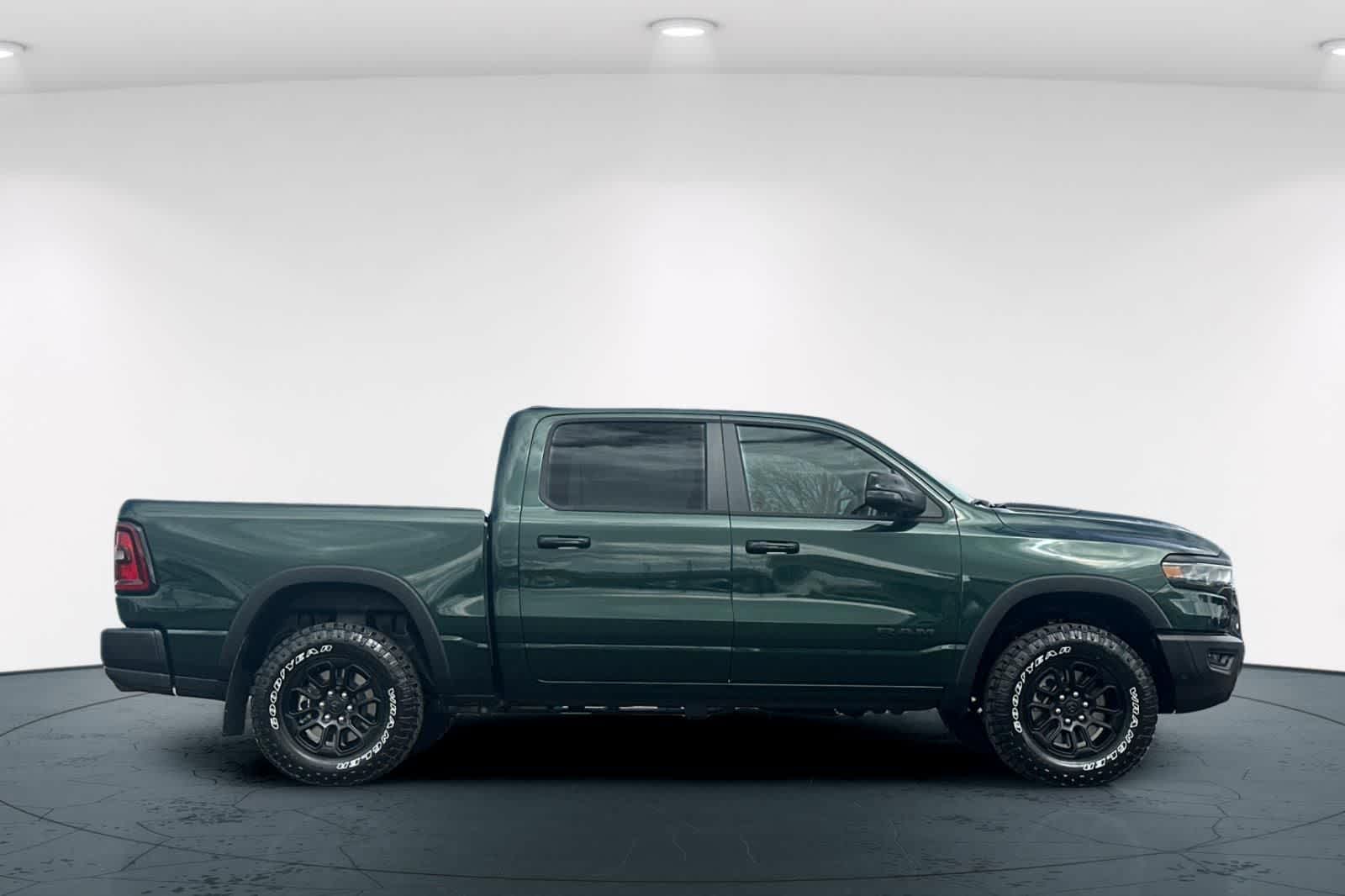 Thumbnail: 2026 RAM 1500 - 6