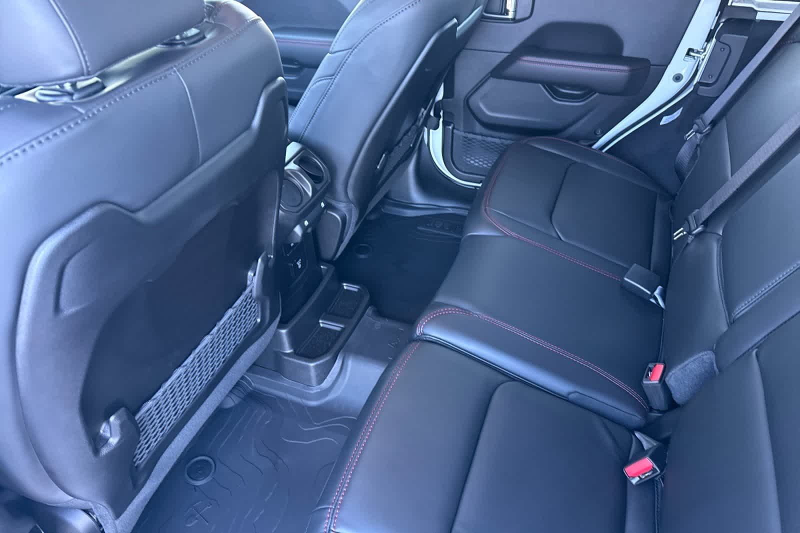 Thumbnail: 2026 Jeep Wrangler - 4