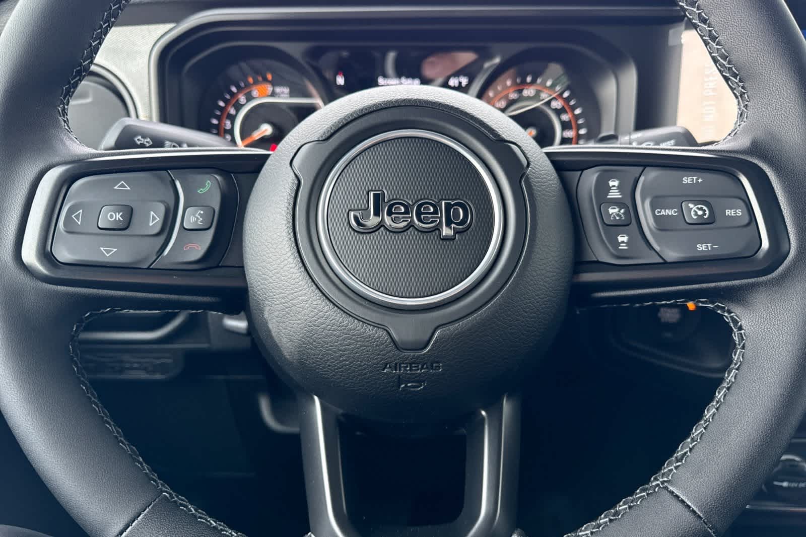 Thumbnail: 2025 Jeep Wrangler - 25
