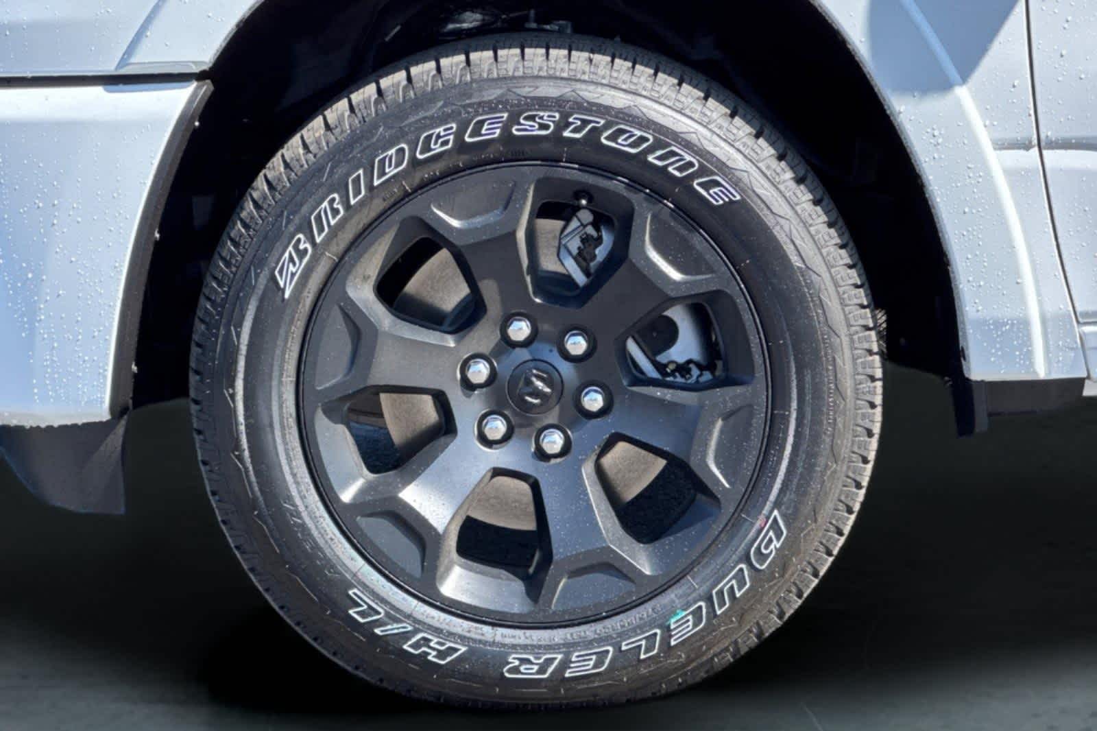 Thumbnail: 2025 RAM 1500 - 30