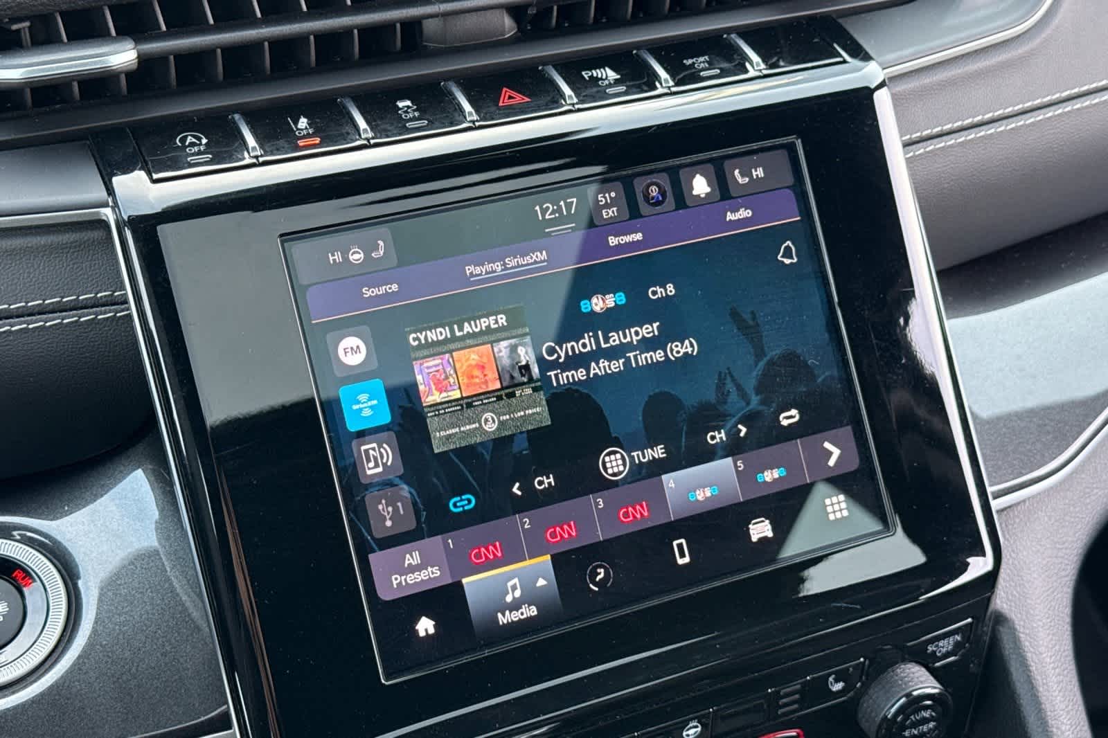 Thumbnail: 2023 Jeep Grand Cherokee - 20