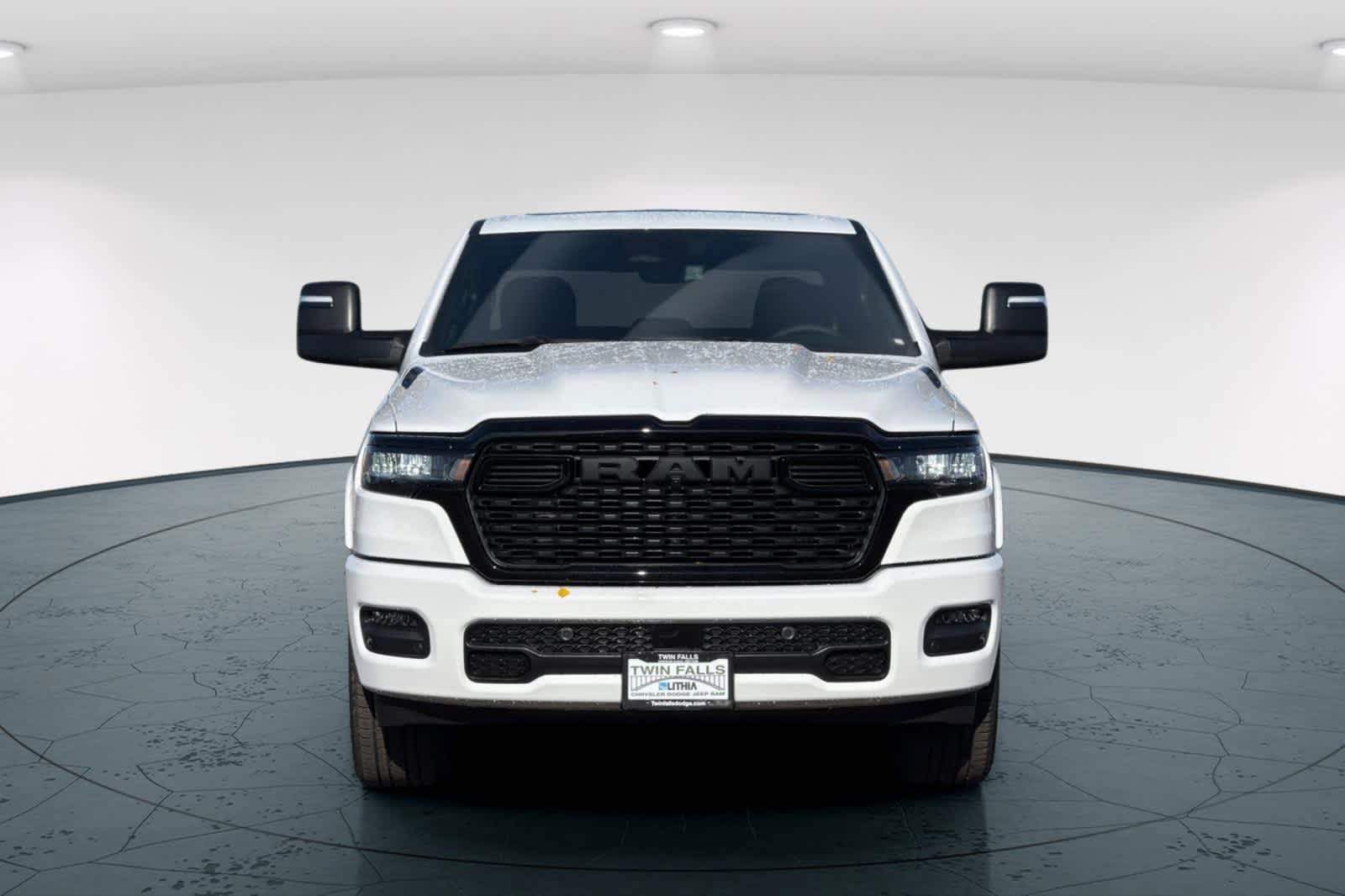 Thumbnail: 2026 RAM 1500 - 10