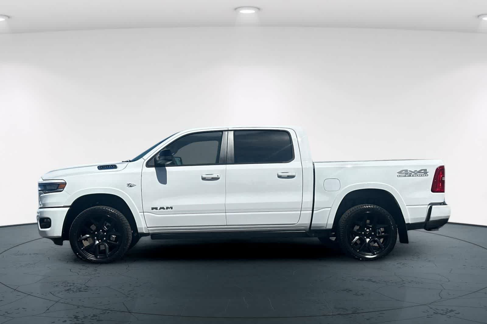 Thumbnail: 2026 RAM 1500 - 9