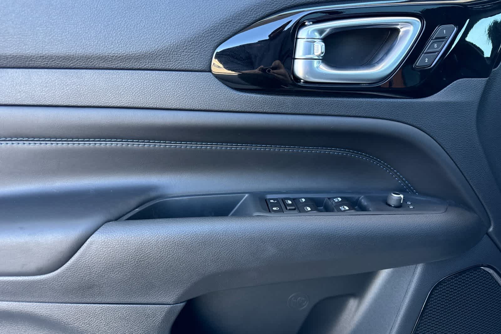 Thumbnail: 2025 Jeep Compass - 12