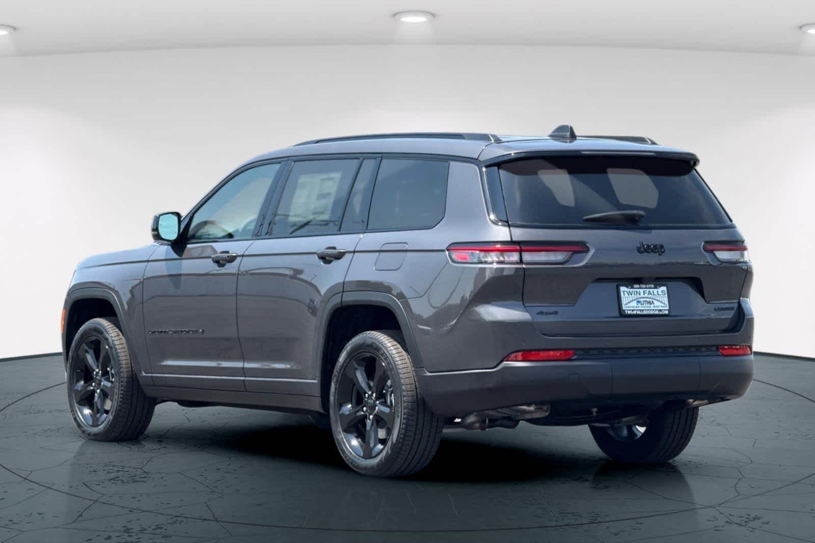 Thumbnail: 2025 Jeep Grand Cherokee - 8
