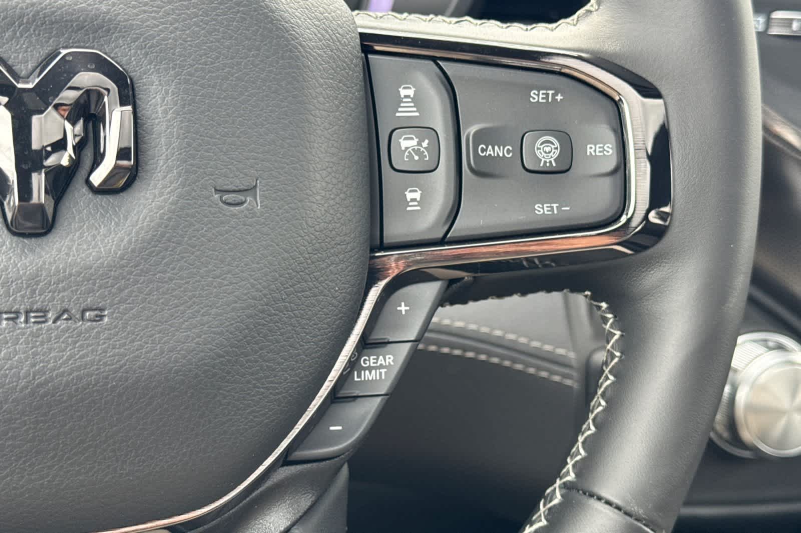 Thumbnail: 2025 RAM 1500 - 26