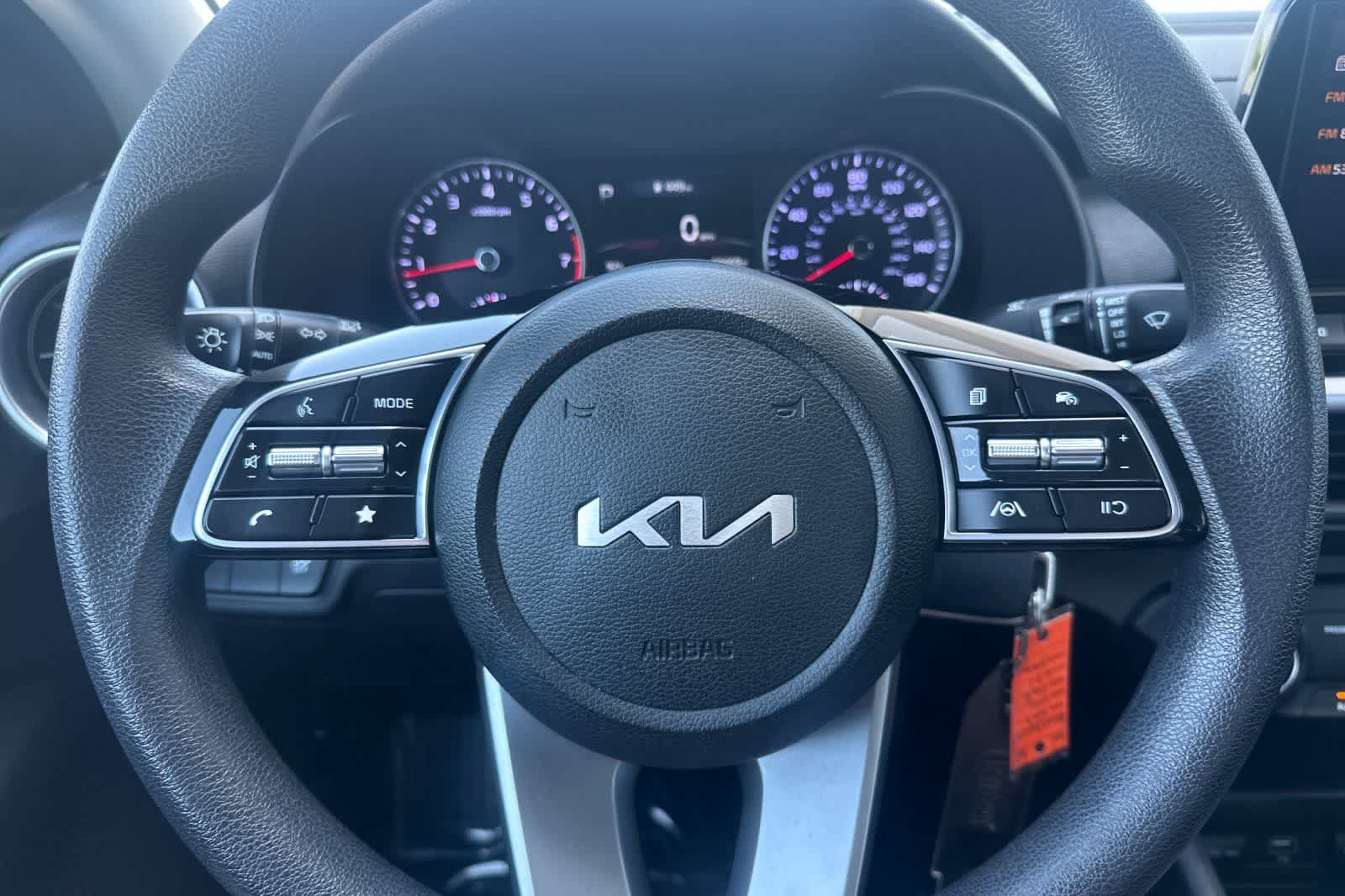 Thumbnail: 2023 Kia Forte - 22