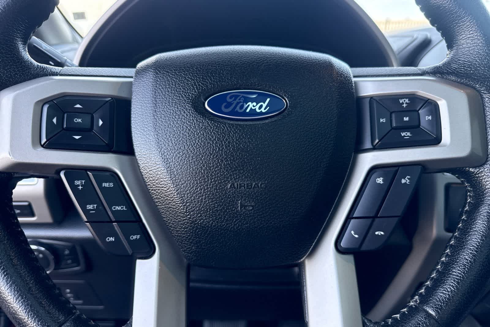 Thumbnail: 2015 Ford F-150 - 24