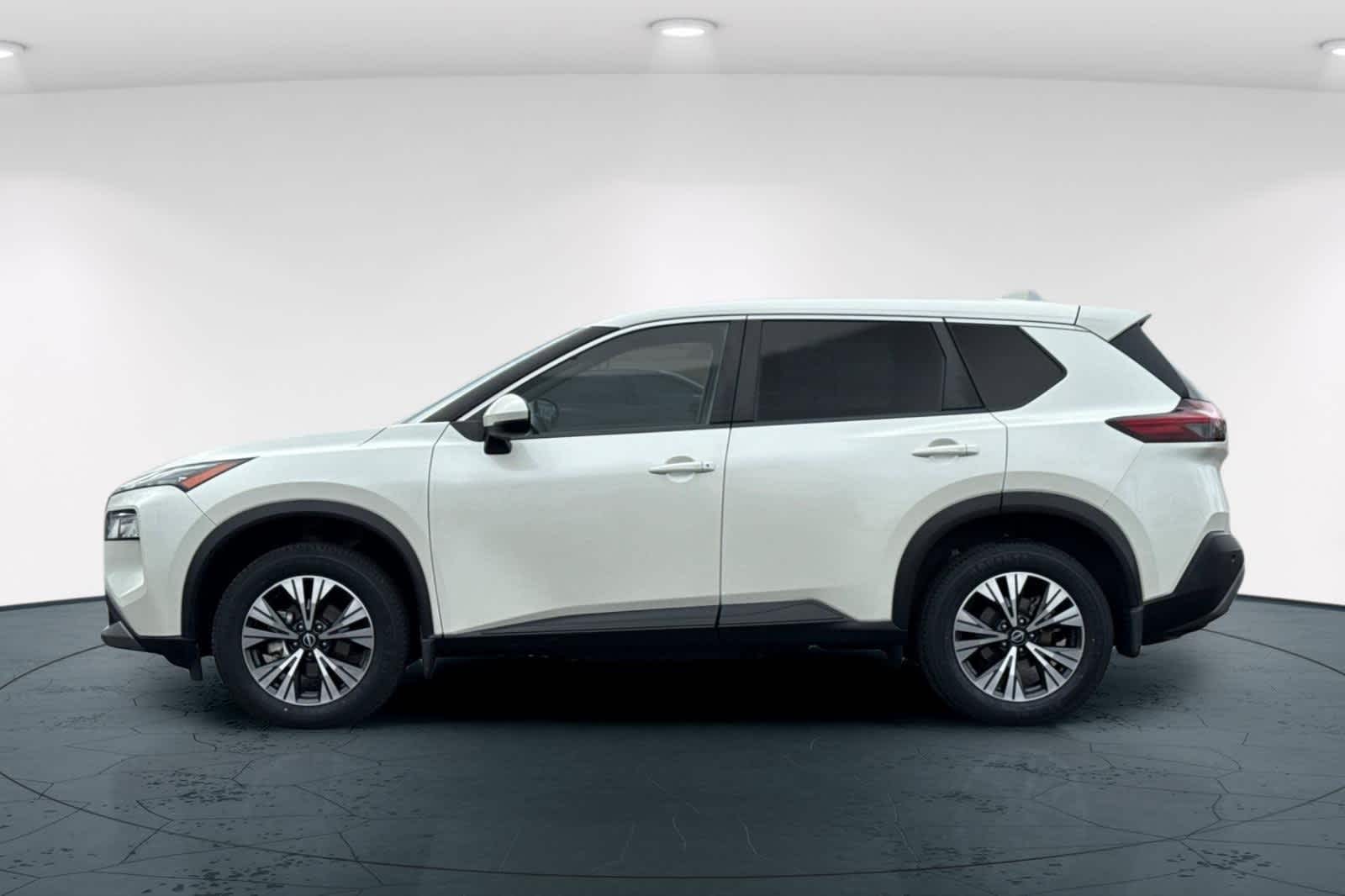 Thumbnail: 2022 Nissan Rogue - 9