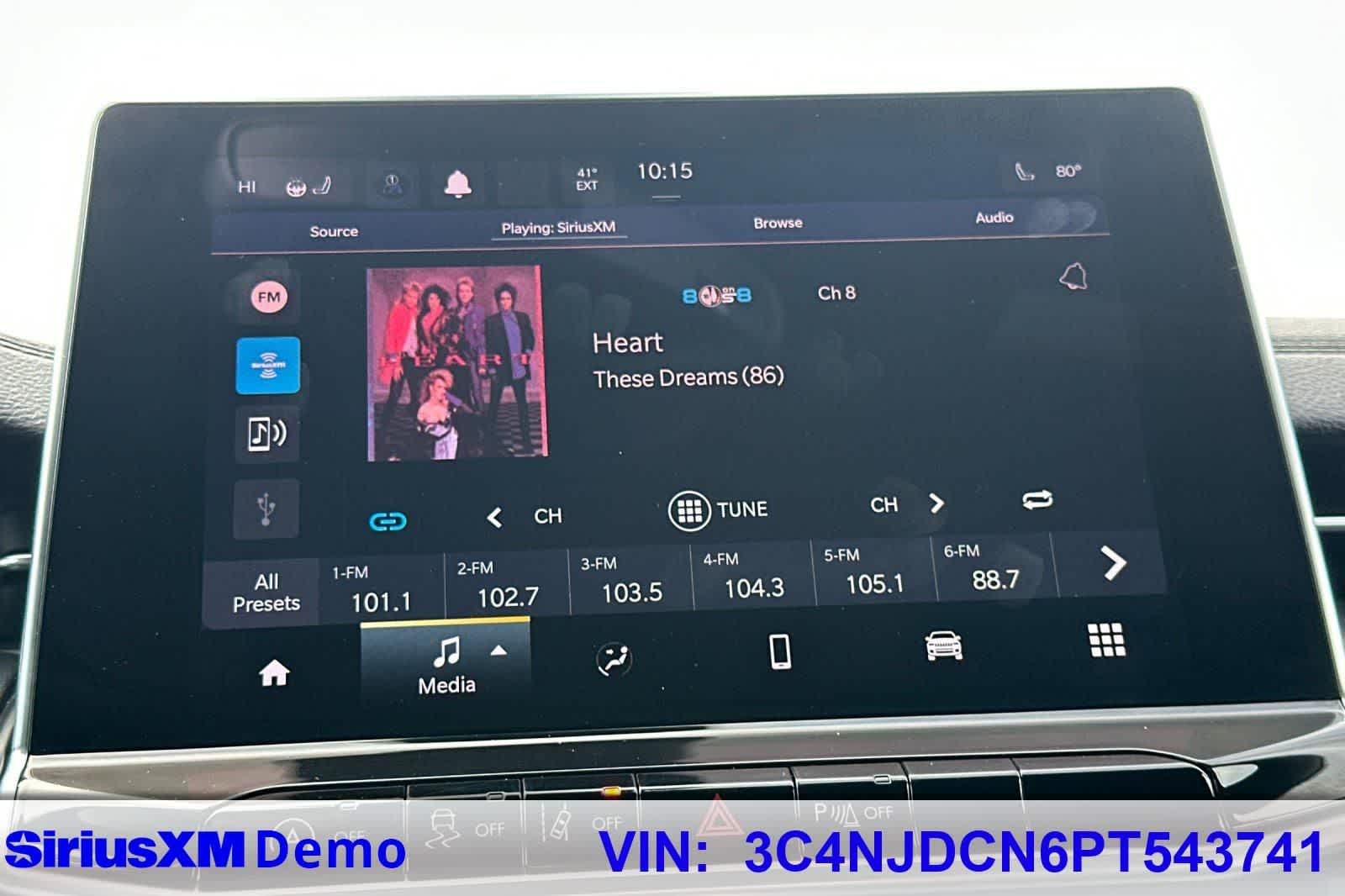 Thumbnail: 2023 Jeep Compass - 32