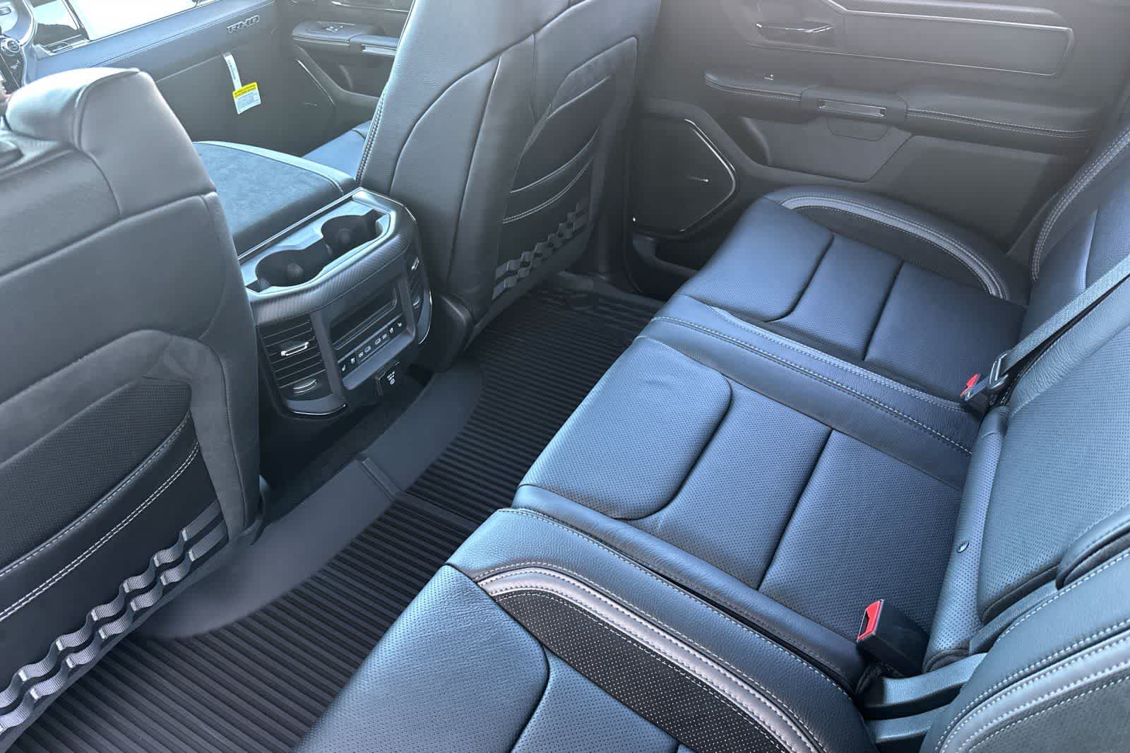 Thumbnail: 2026 RAM 1500 - 4