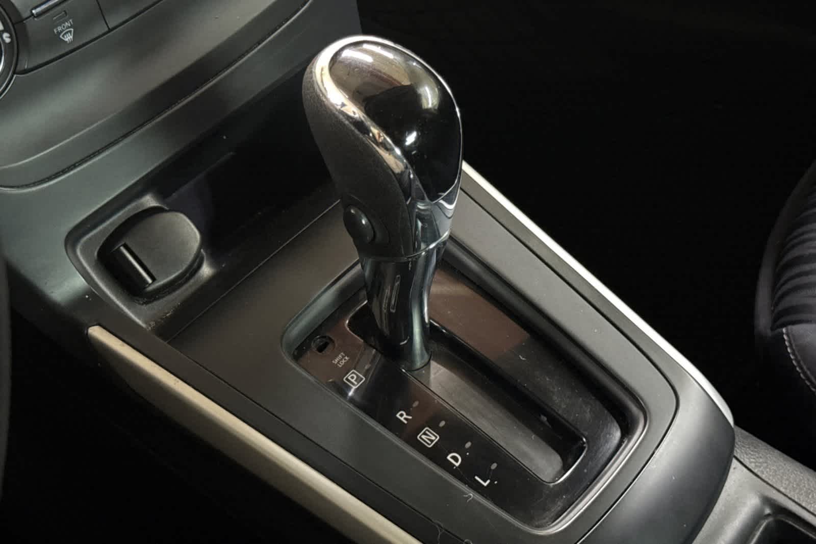 Thumbnail: 2016 Nissan Sentra - 21