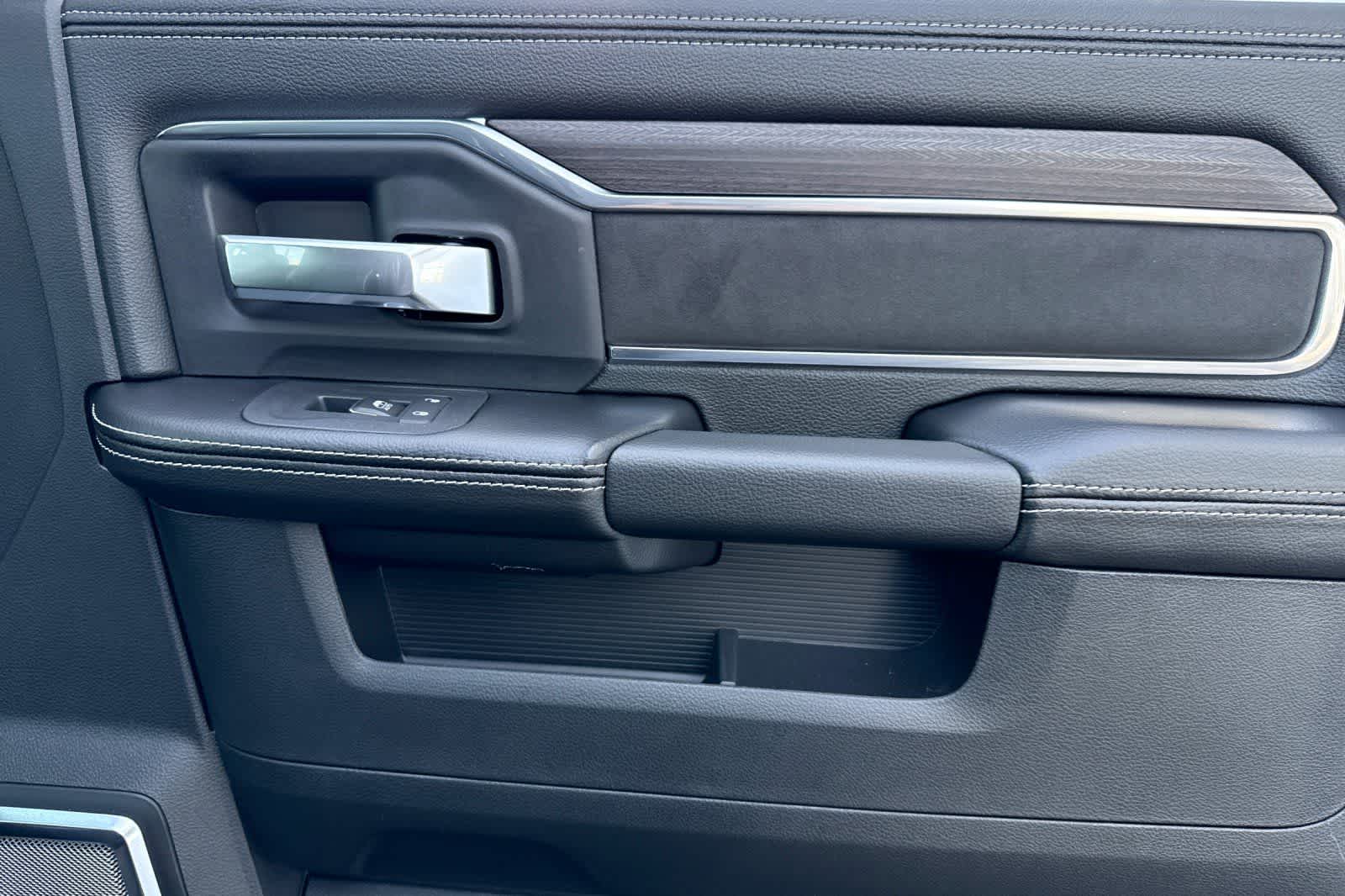 Thumbnail: 2026 RAM 3500 - 18