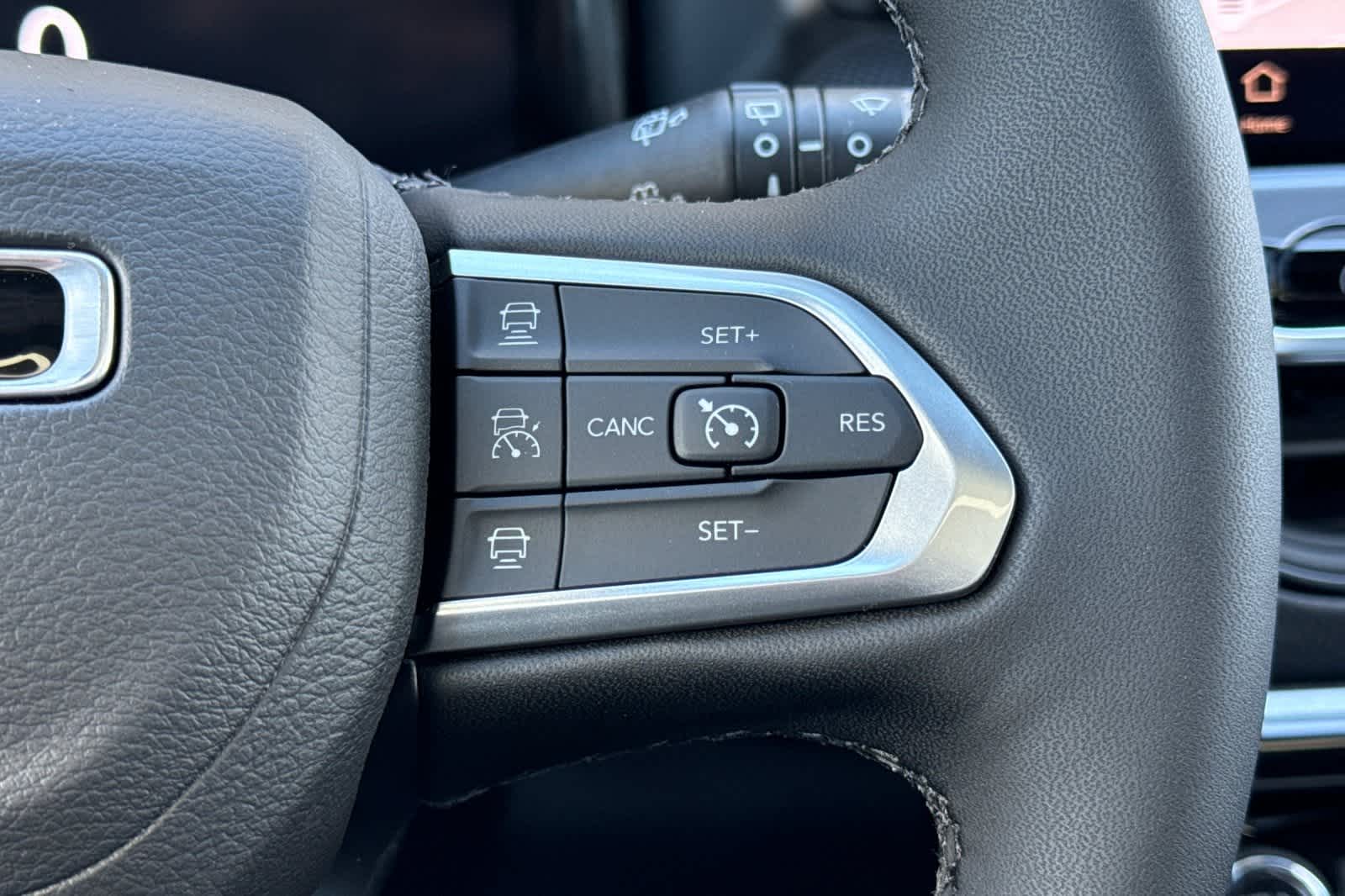Thumbnail: 2025 Jeep Compass - 29
