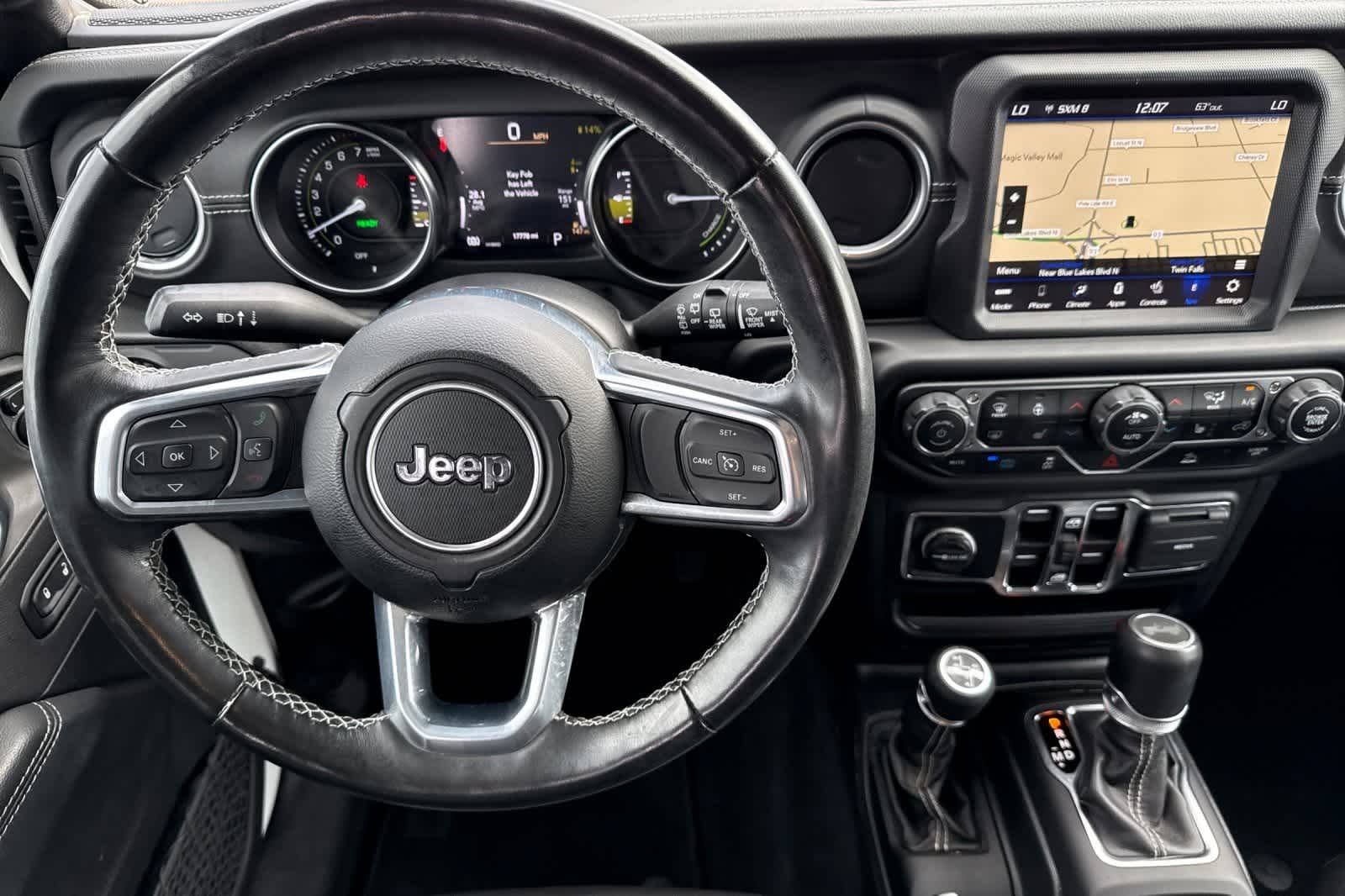 Thumbnail: 2022 Jeep Wrangler - 14